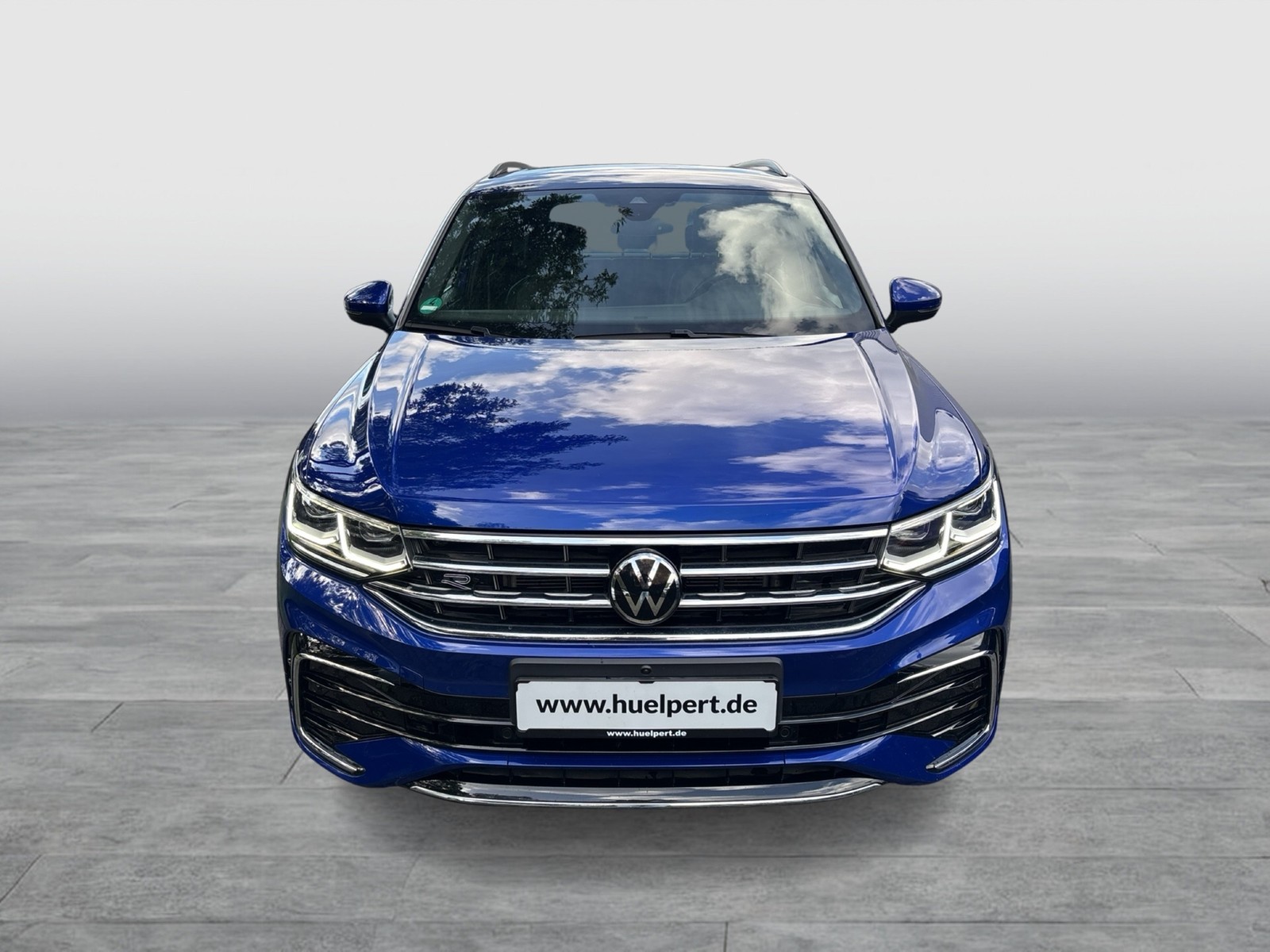 Volkswagen Tiguan 2.0 R-LINE 4X4 AHK 360CAM ACC LM19 MATRIX