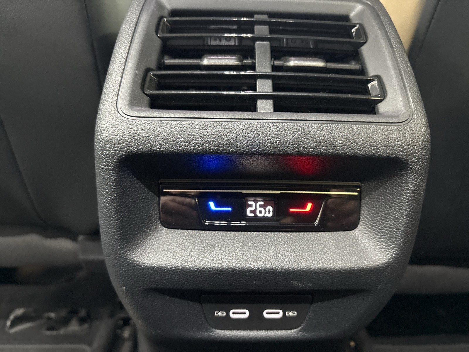 Volkswagen Tiguan 1.5 HYBRID LIFE AHK CAM ACC LM18 NAVI