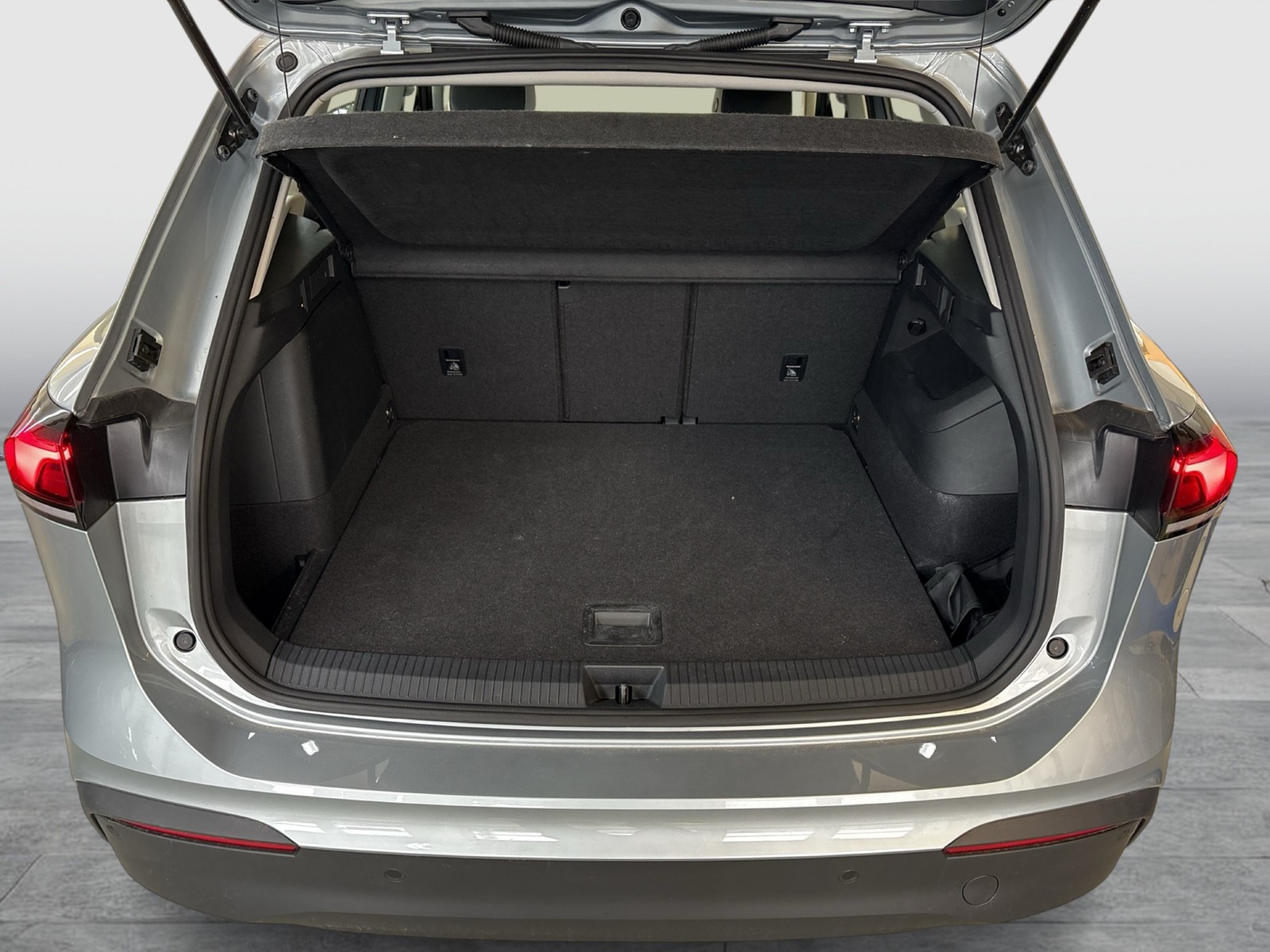 Volkswagen Tiguan 1.5 HYBRID LIFE AHK CAM ACC LM18 NAVI
