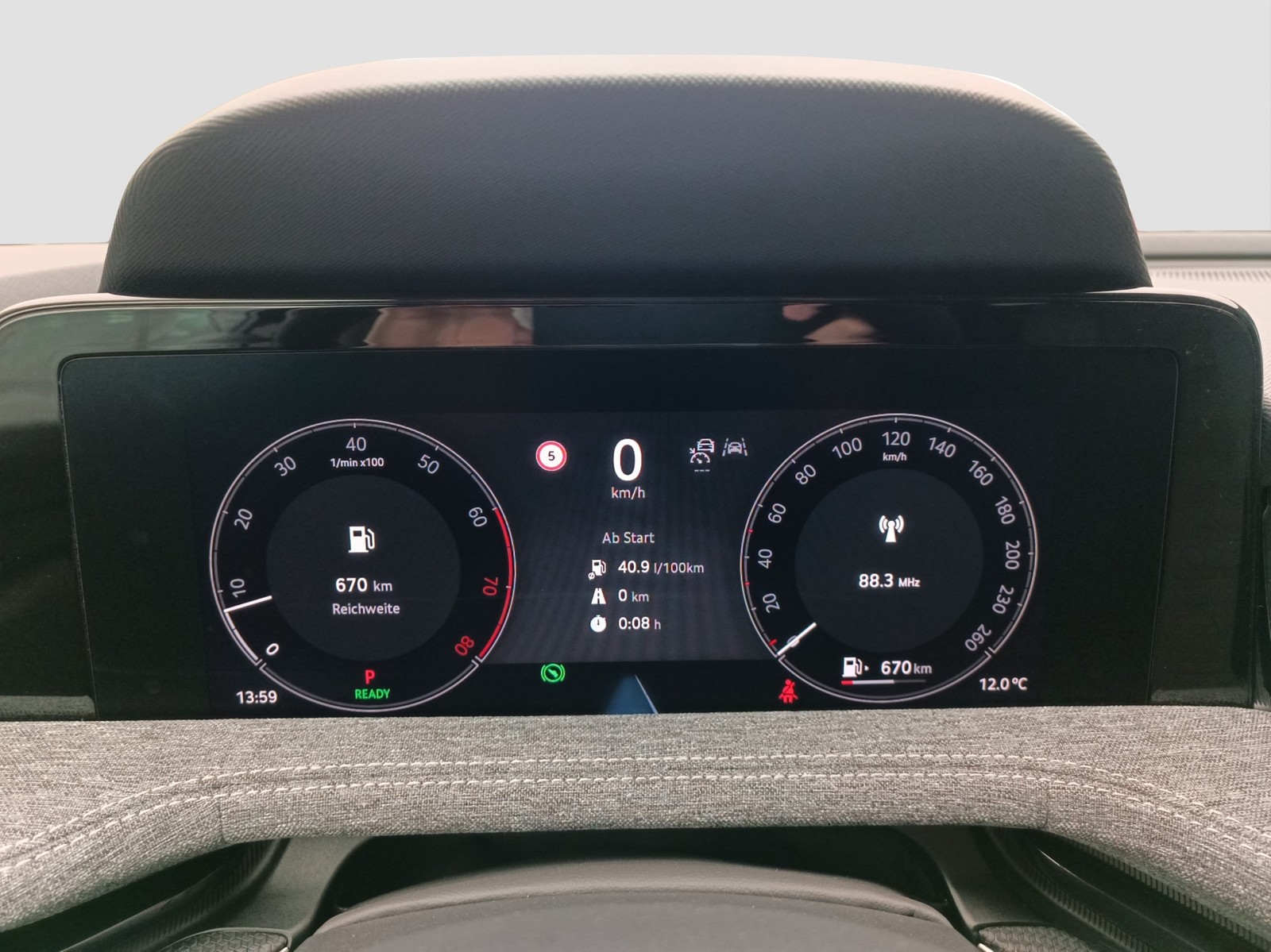 Skoda Superb Combi 1.5 SELECTION eKlappe ACC NAVI AHK