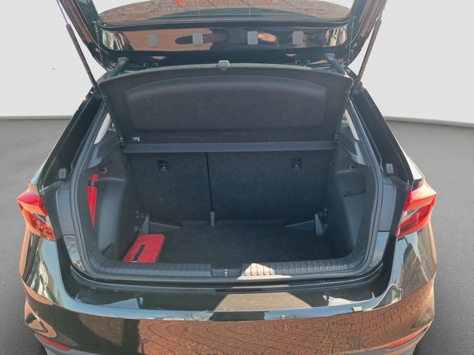 Skoda Fabia Drive KAMERA PANO SITZHEIZ ALU