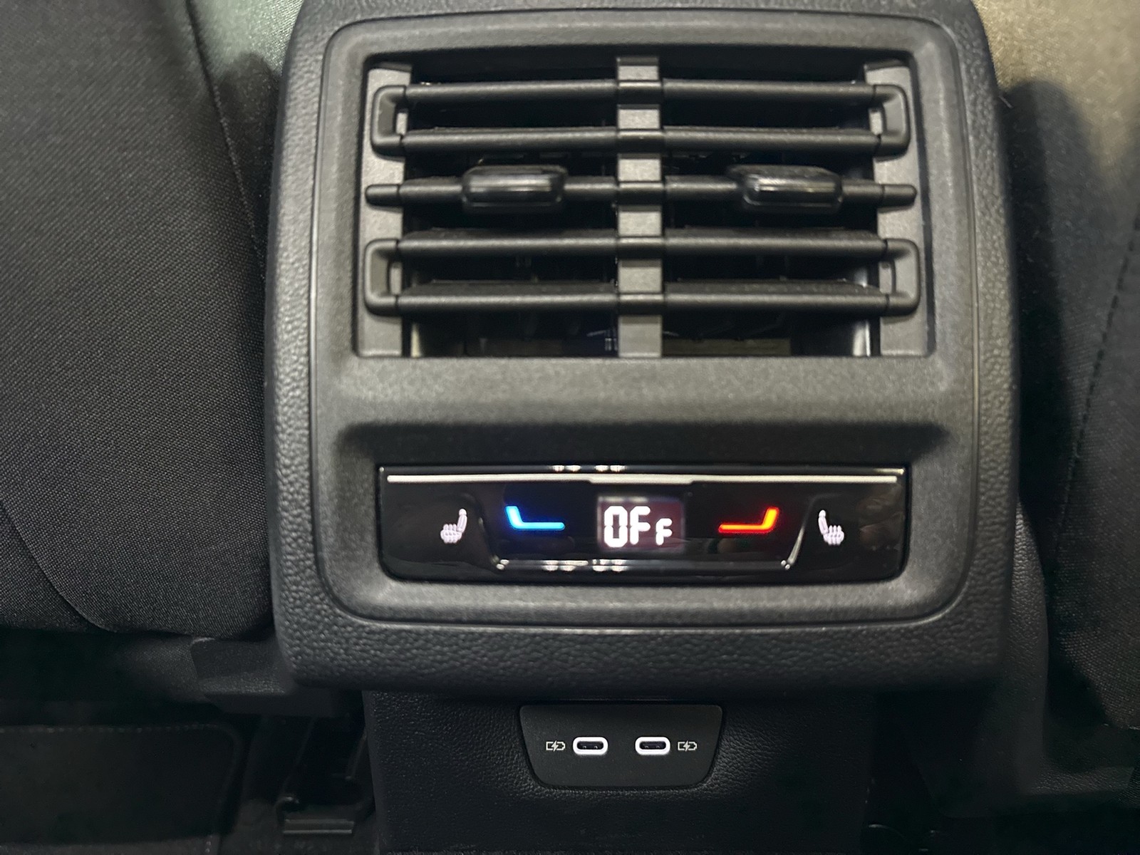 Volkswagen Golf Variant VIII 1.5 eTSI LIFE STANDHZ. HEAD-UP