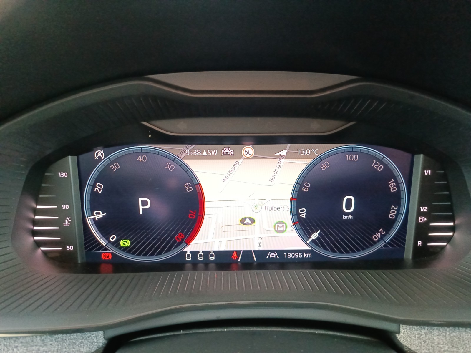 Skoda Kamiq Drive KAMERA AHK NAVI SITZHEIZ. LED ALU17