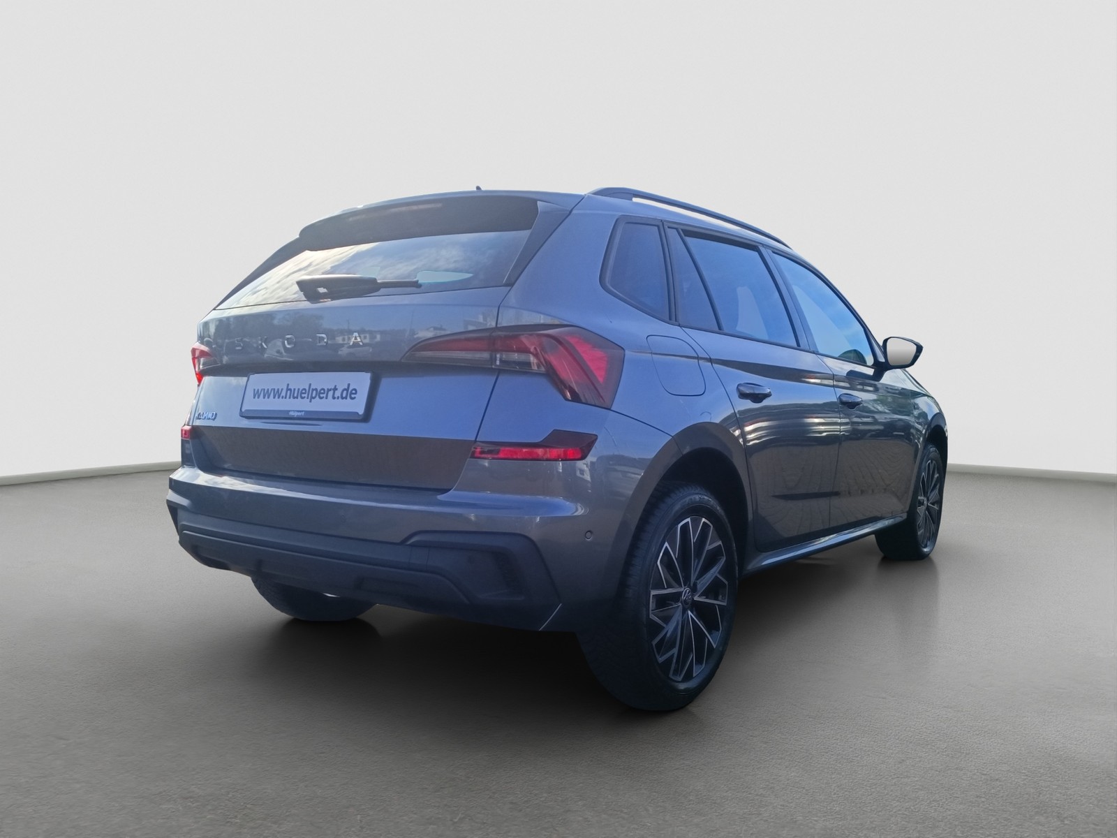 Skoda Kamiq Drive KAMERA AHK NAVI SITZHEIZ. LED ALU17