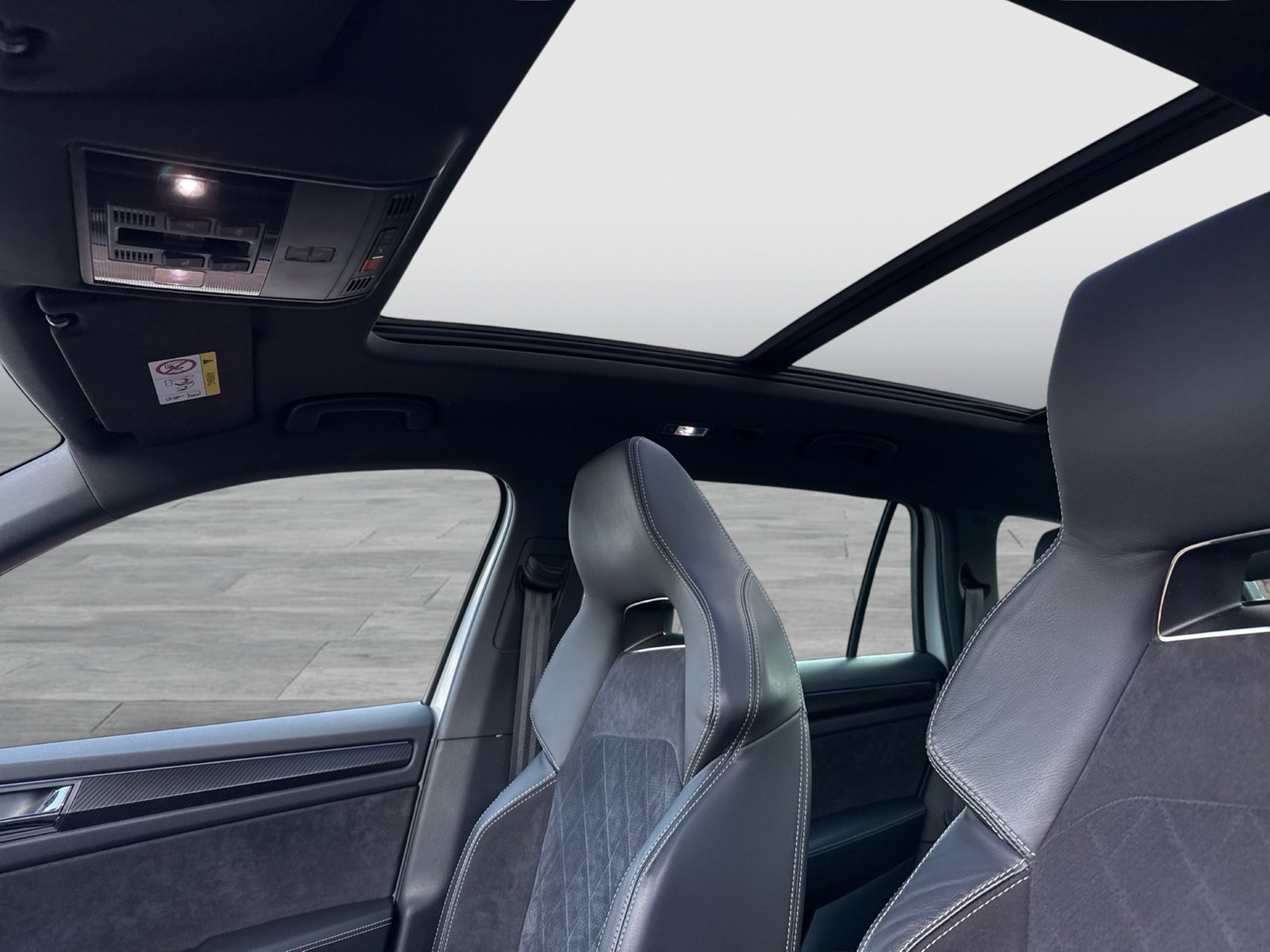 Skoda Kodiaq 2.0 SPORTLINE 4X4 PANO CAM LM20 NAVI