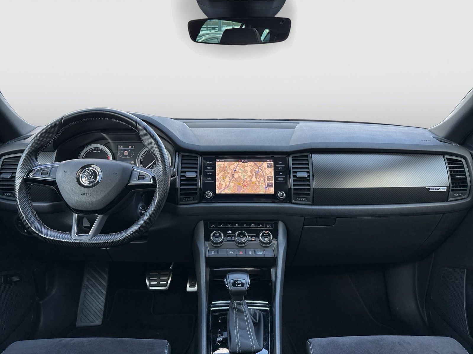 Skoda Kodiaq 2.0 SPORTLINE 4X4 PANO CAM LM20 NAVI