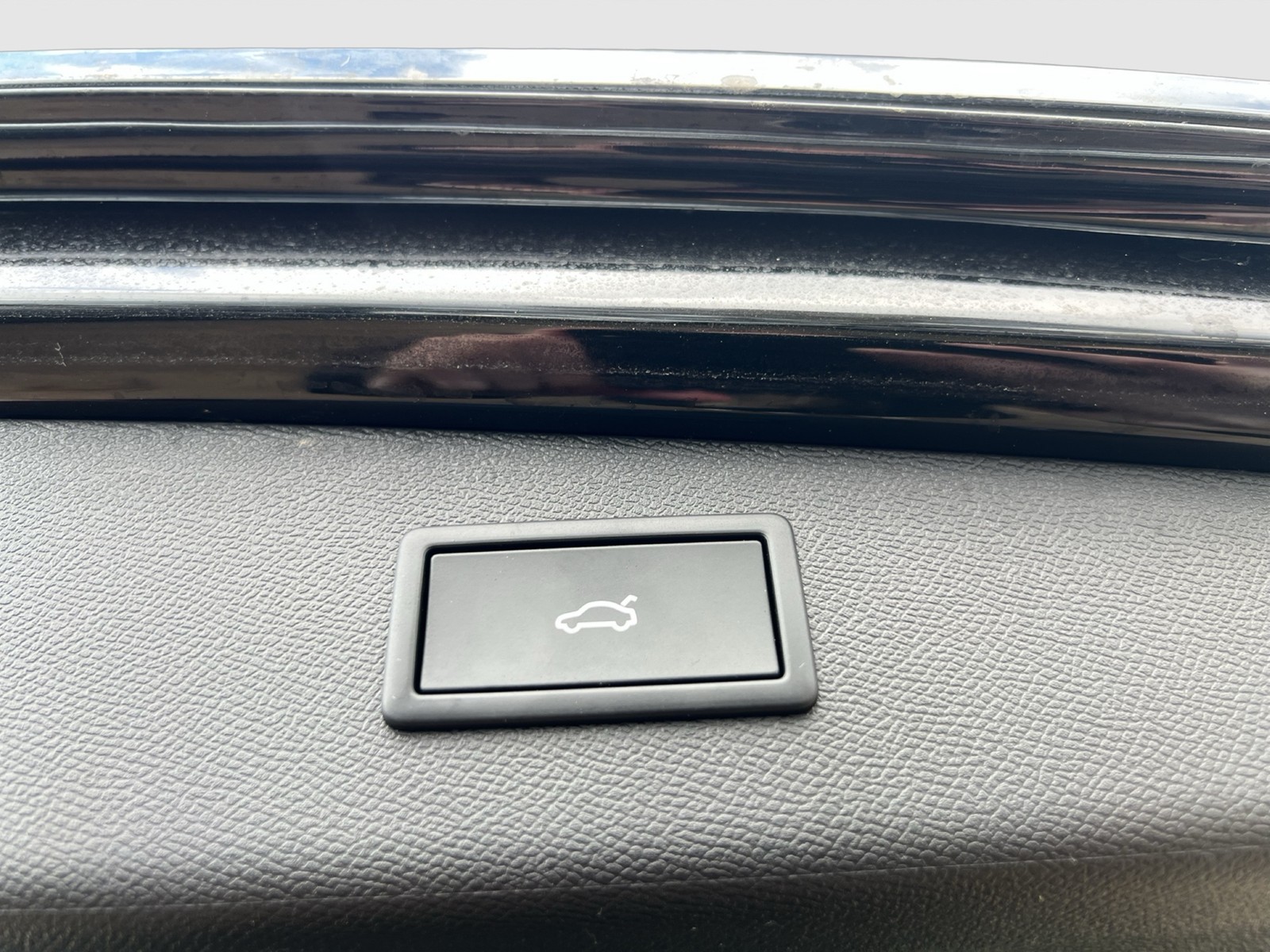 Cupra Leon ST 2.0 AHK CAM ACC LM18 E-KLAPPE NAVI