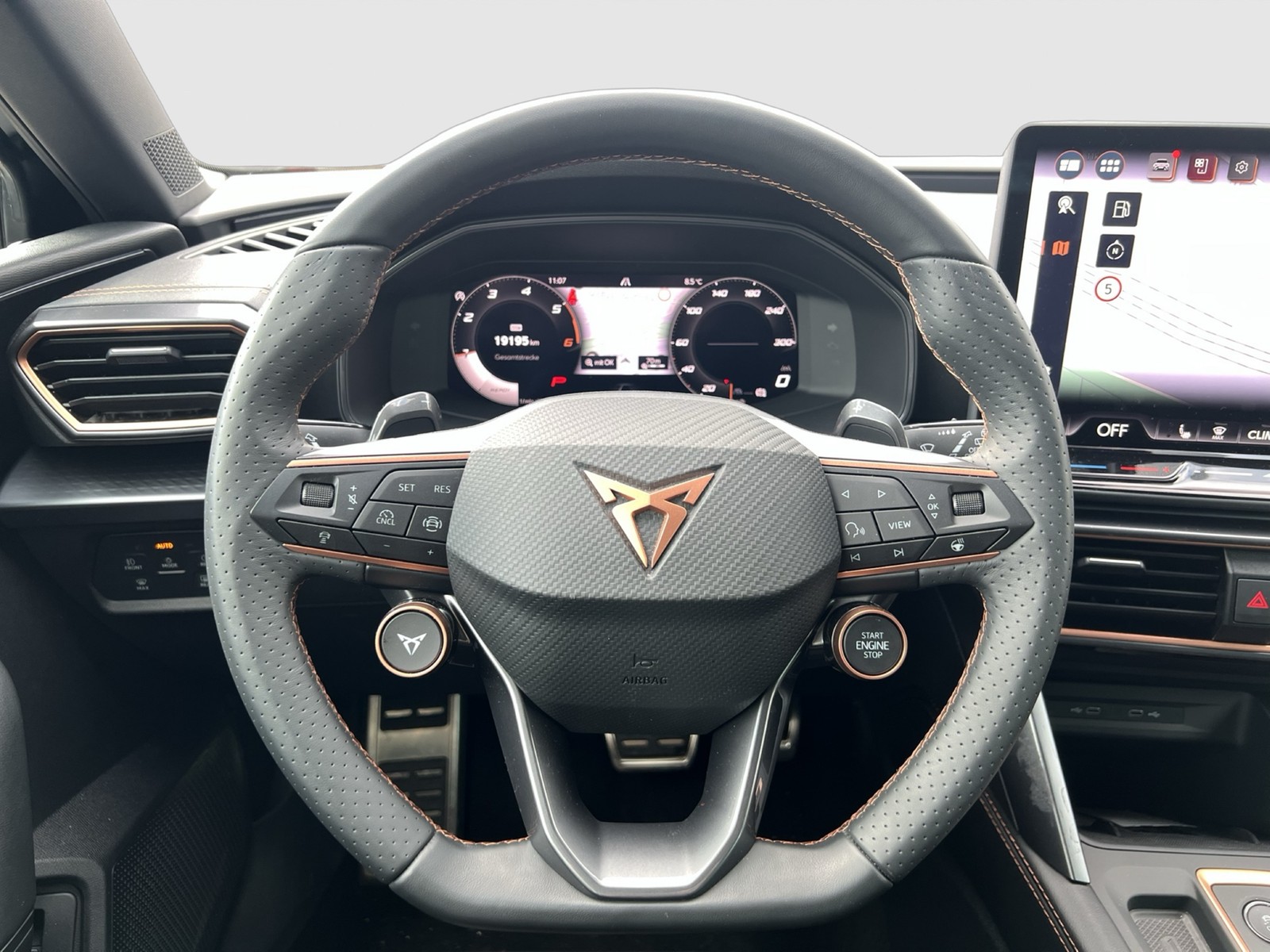 Cupra Leon ST 2.0 AHK CAM ACC LM18 E-KLAPPE NAVI