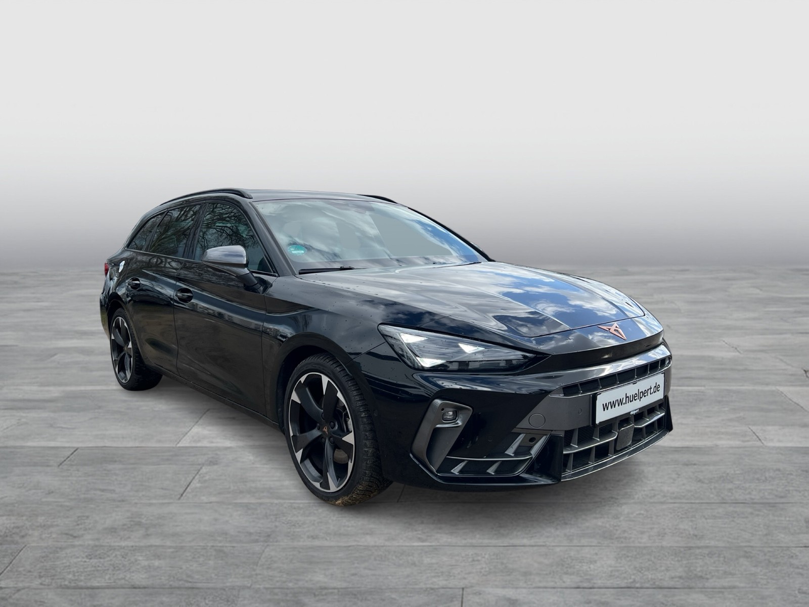 Cupra Leon ST 2.0 AHK CAM ACC LM18 E-KLAPPE NAVI