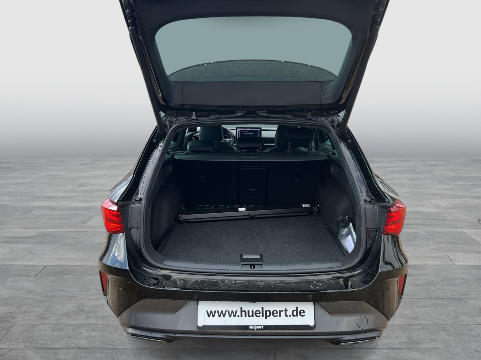 Cupra Leon ST 2.0 AHK CAM ACC LM18 E-KLAPPE NAVI