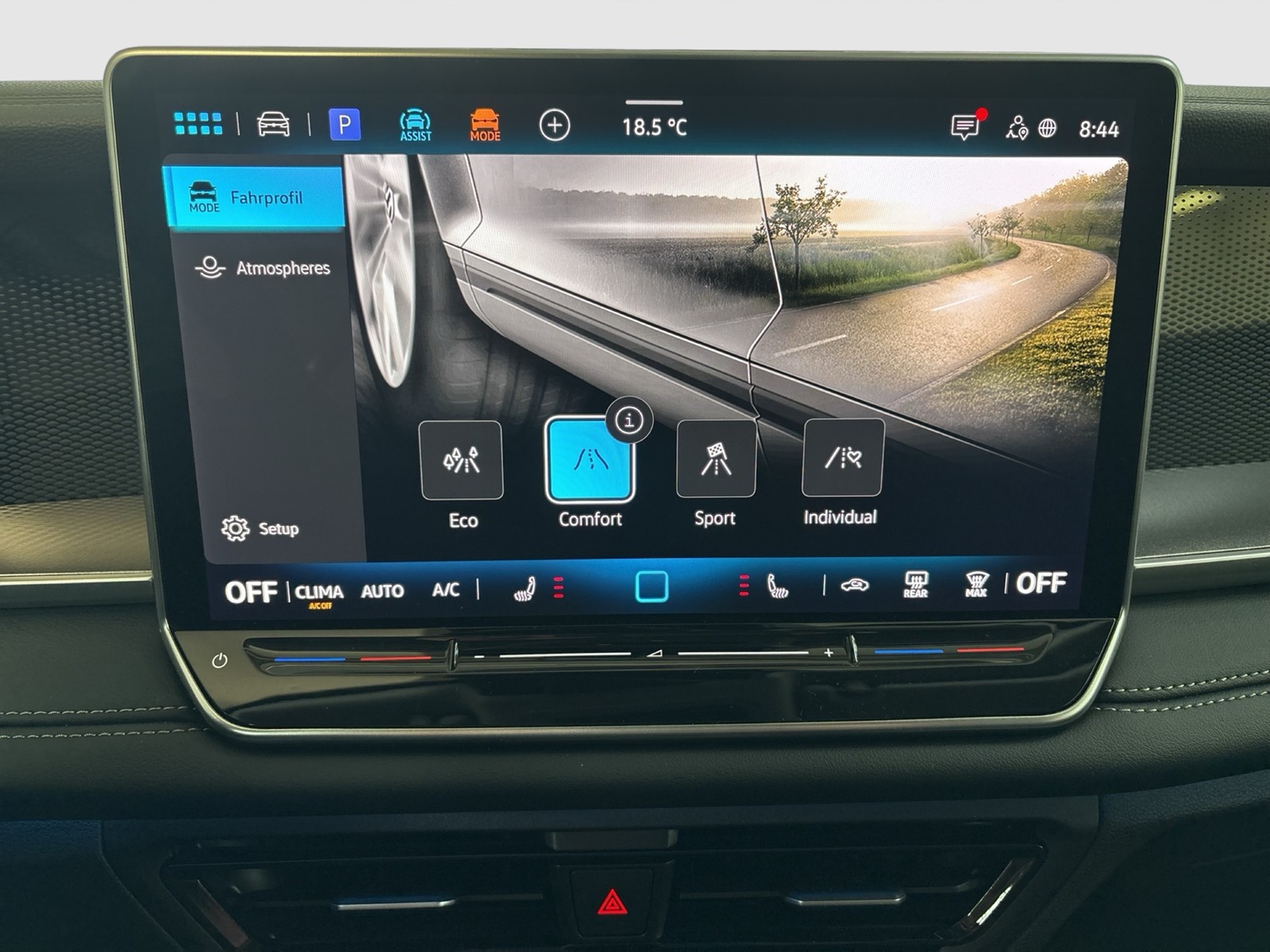 Volkswagen Tayron 1.5 eTSI LIFE AHK CAM ACC LM18 CARPLAY