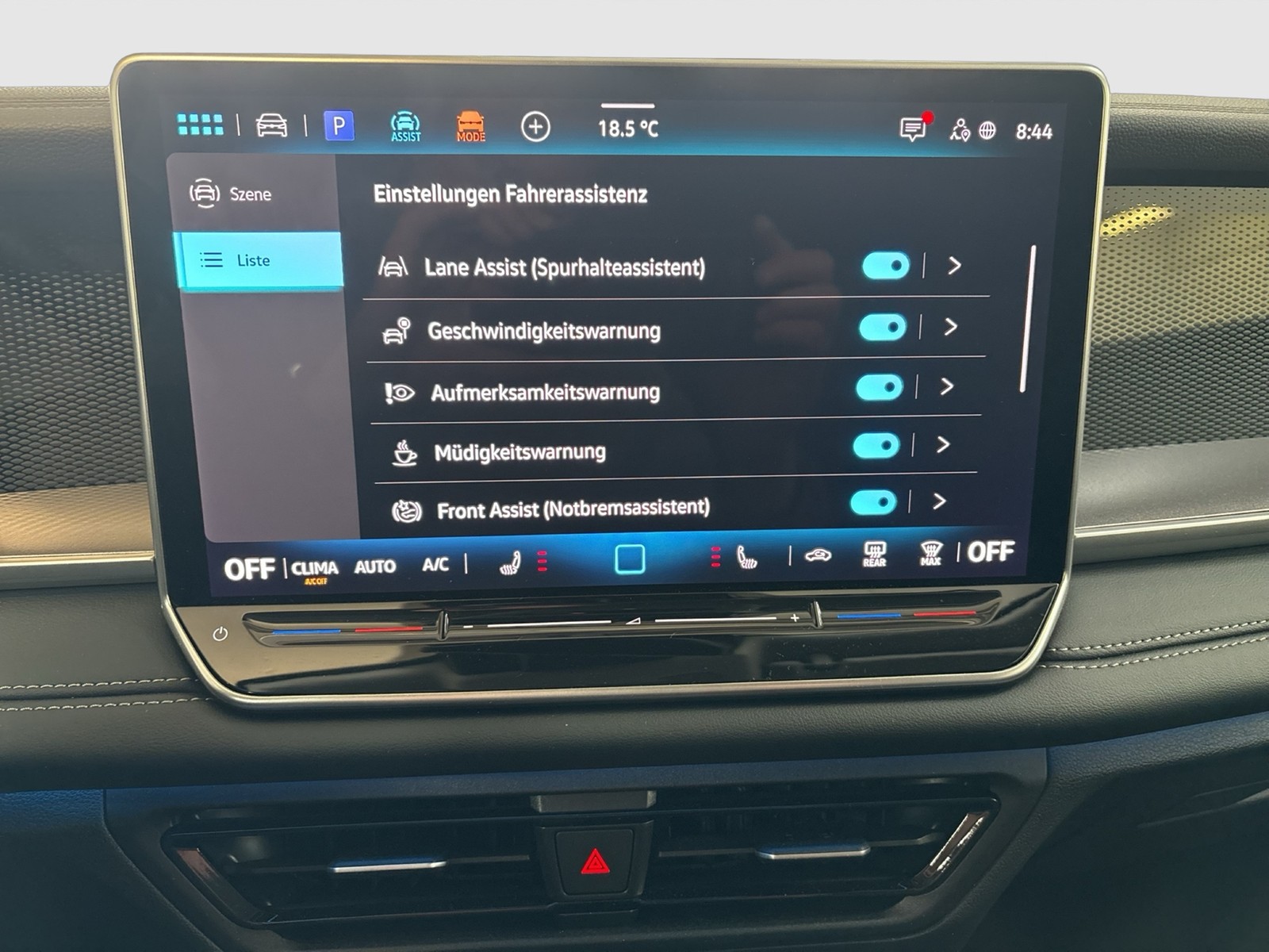 Volkswagen Tayron 1.5 eTSI LIFE AHK CAM ACC LM18 CARPLAY