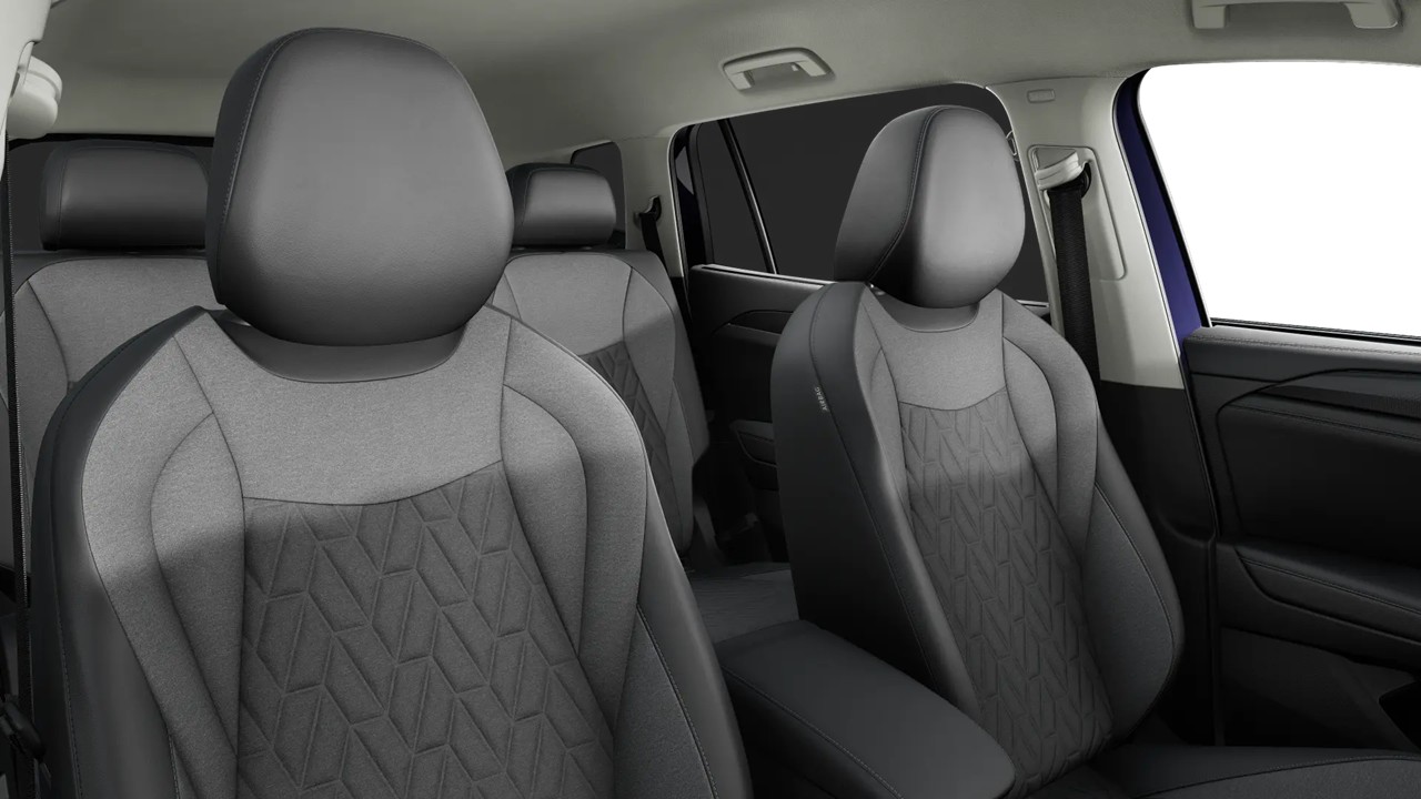 Volkswagen Tayron 1.5 eTSI LIFE AHK CAM ACC LM18 CARPLAY