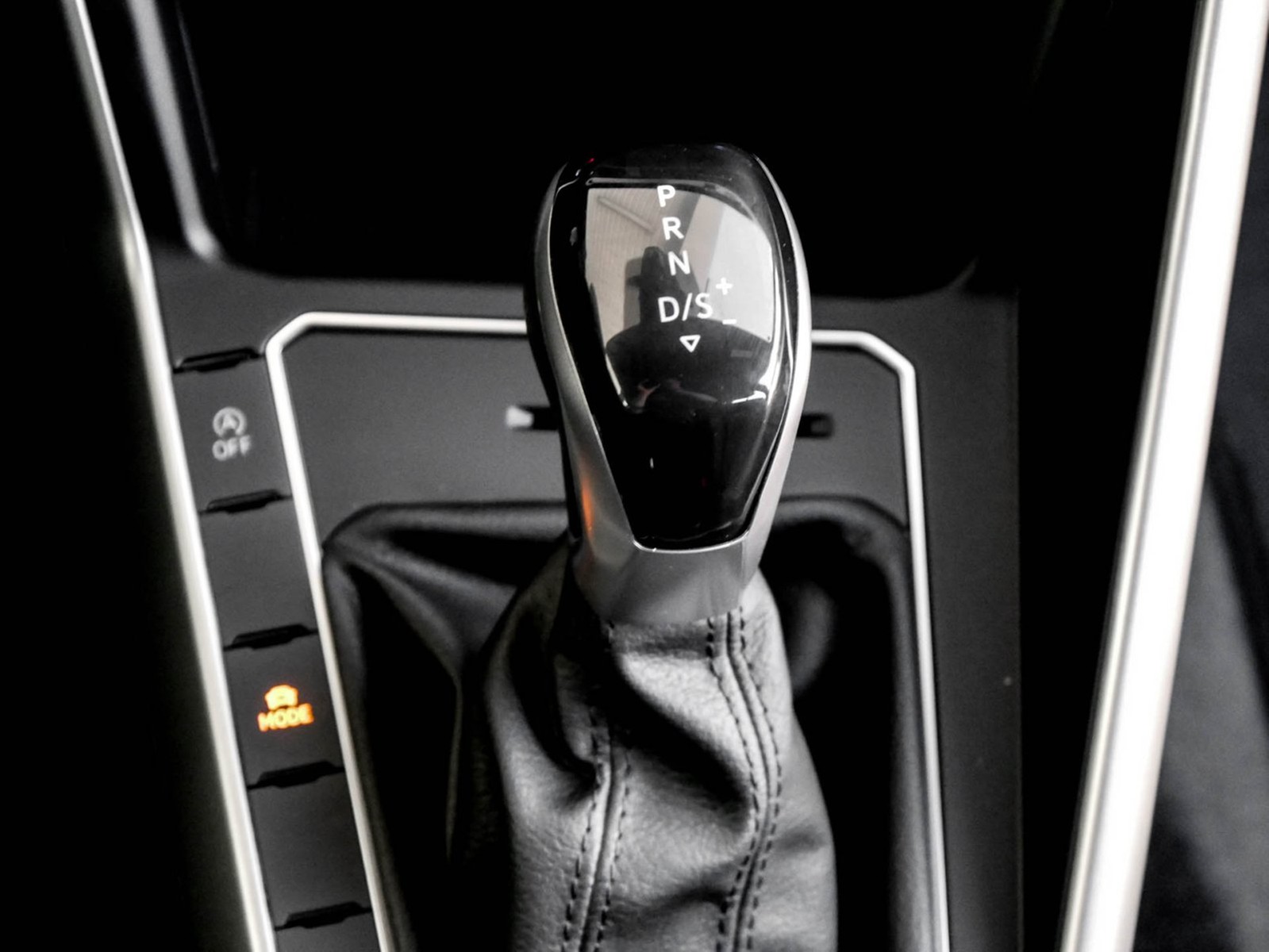 Volkswagen Taigo 1.5 MOVE LM17 SITZHEIZ CARPLAY/ANDROIDAUTO