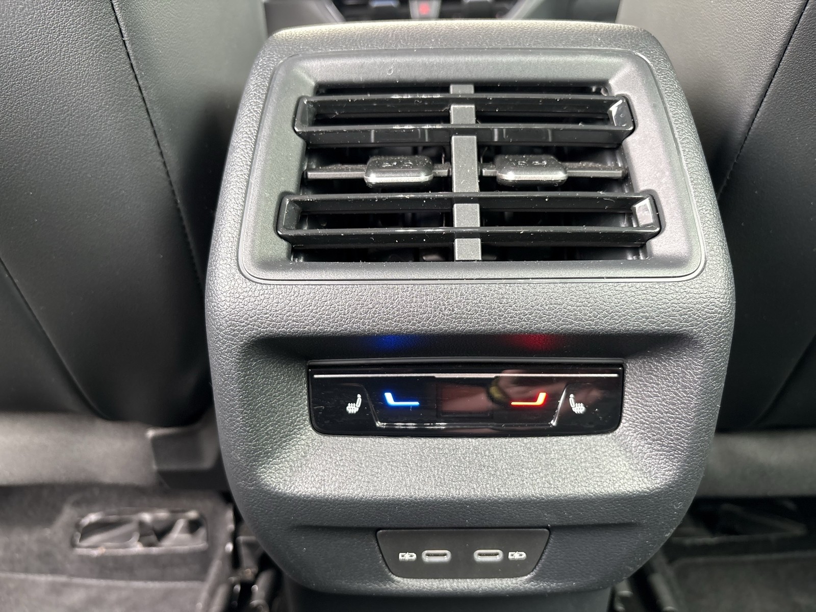 Volkswagen Tiguan 1.5 HYBRID LIFE AHK CAM ACC NAVI CARPLAY