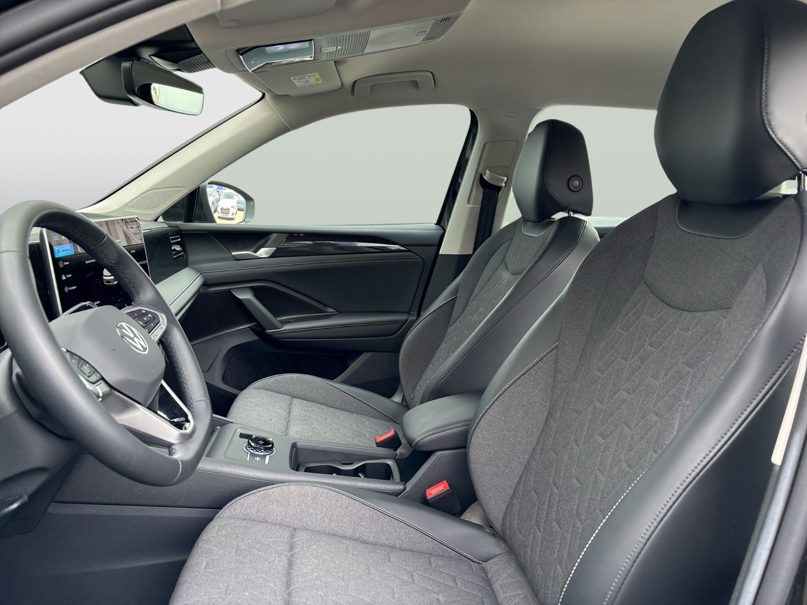 Volkswagen Tiguan 1.5 HYBRID LIFE AHK CAM ACC NAVI CARPLAY