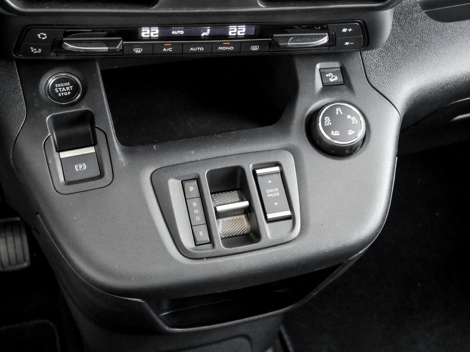 Opel Combo Life ULTIMATE ELECTRIC CROSSCAMP KAMERA