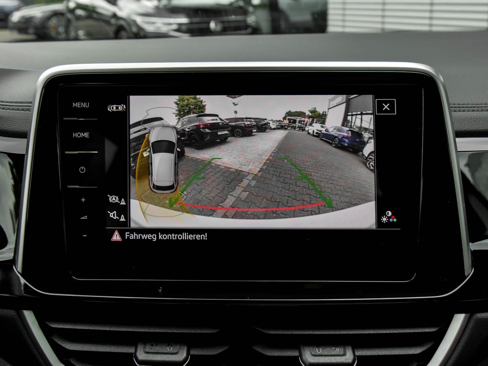 Volkswagen T-Roc 2.0 R-LINE 4X4 LEDER PANO BEATS AHK CAM 18Z