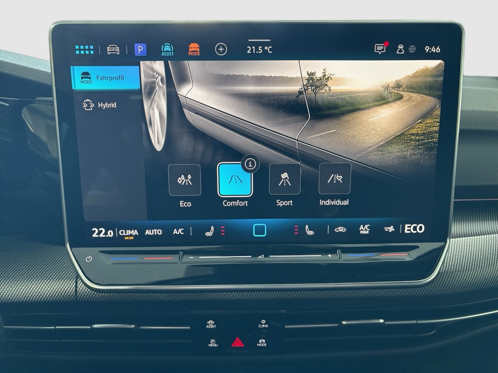 Volkswagen Golf VIII 1.5 HYBRID GTE BLACKSTYLE CAM ACC LM18