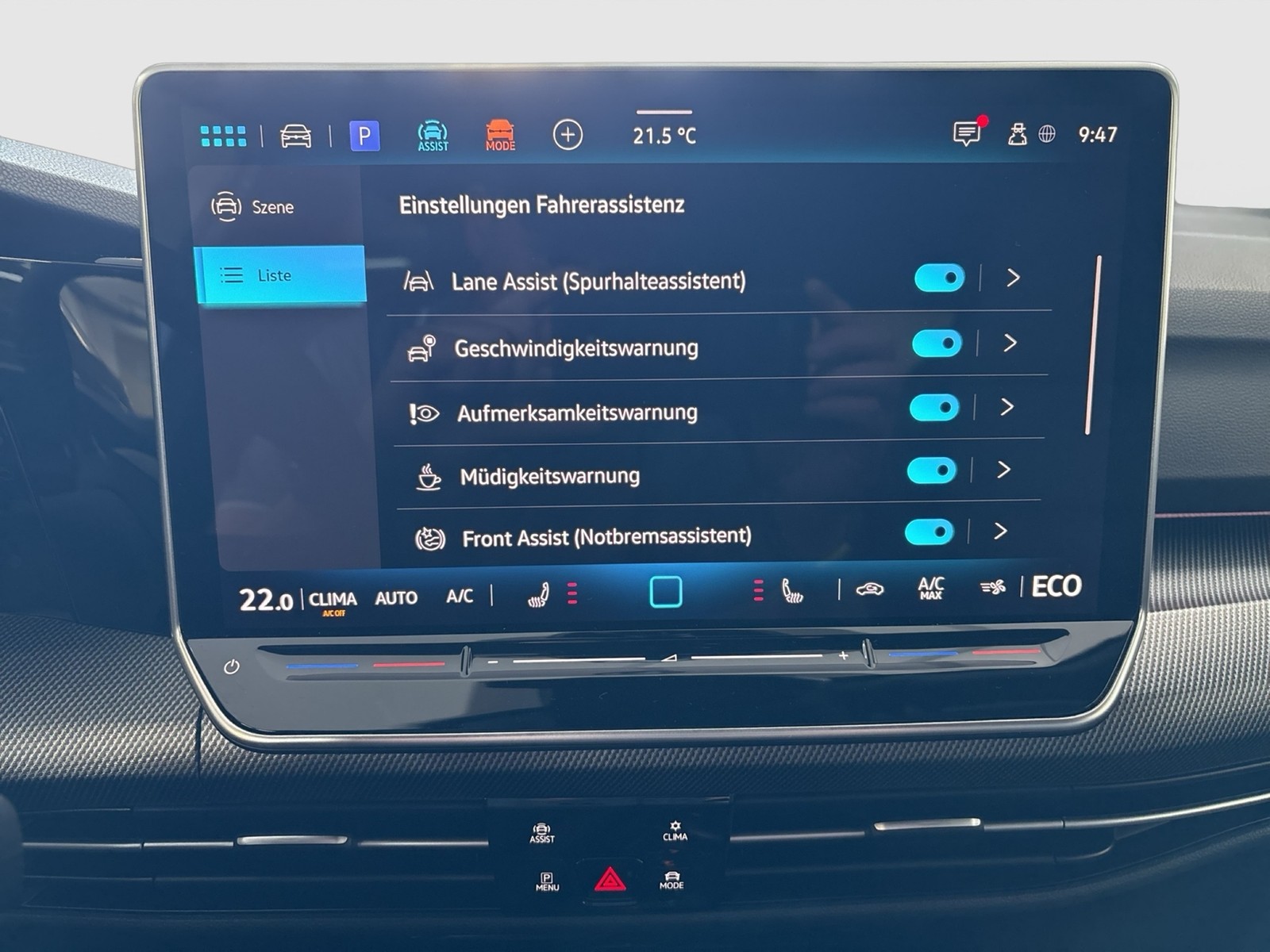 Volkswagen Golf VIII 1.5 HYBRID GTE BLACKSTYLE CAM ACC LM18