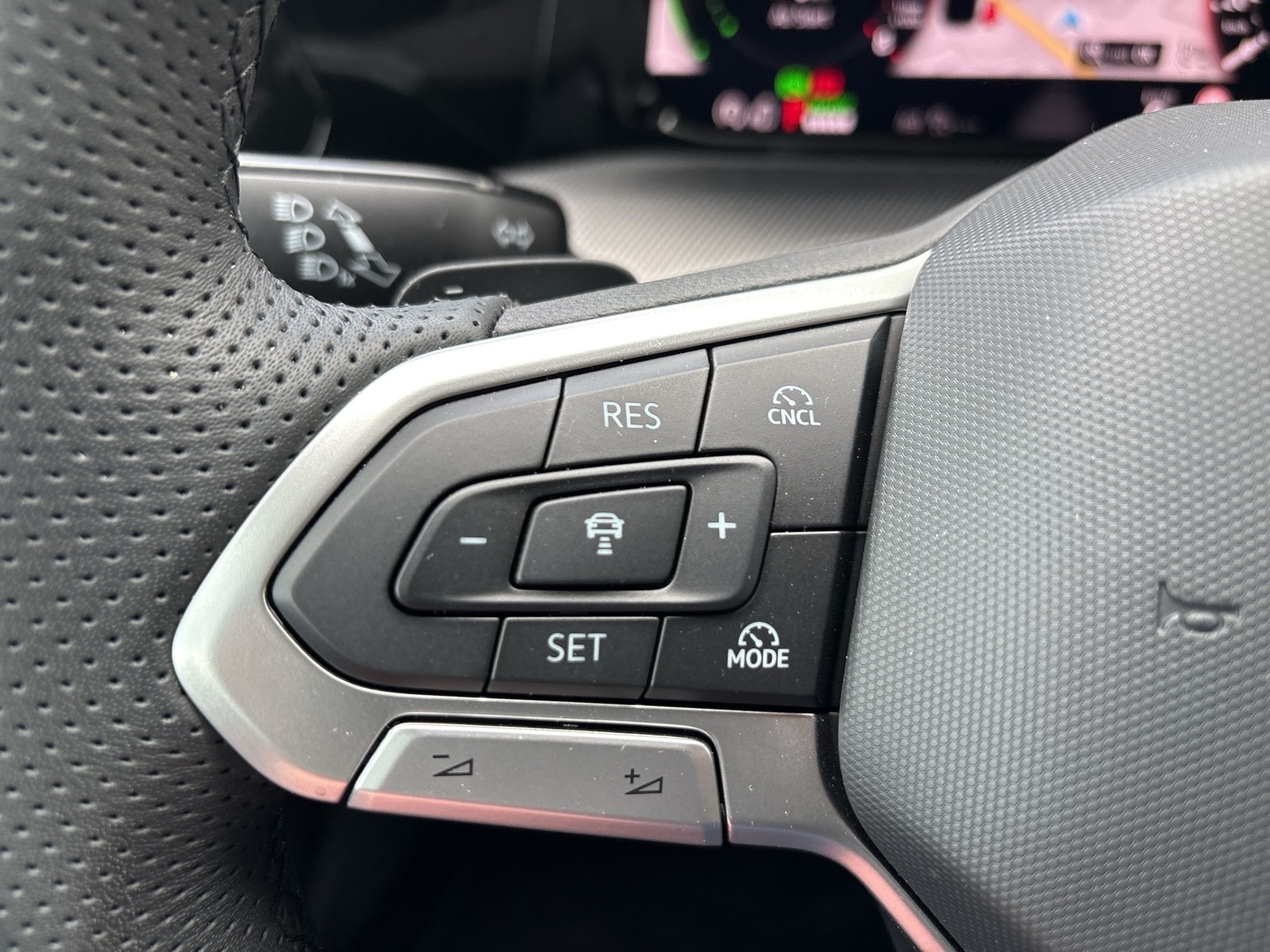 Volkswagen Golf VIII 1.5 HYBRID GTE CAM ACC HEAD-UP NAVI