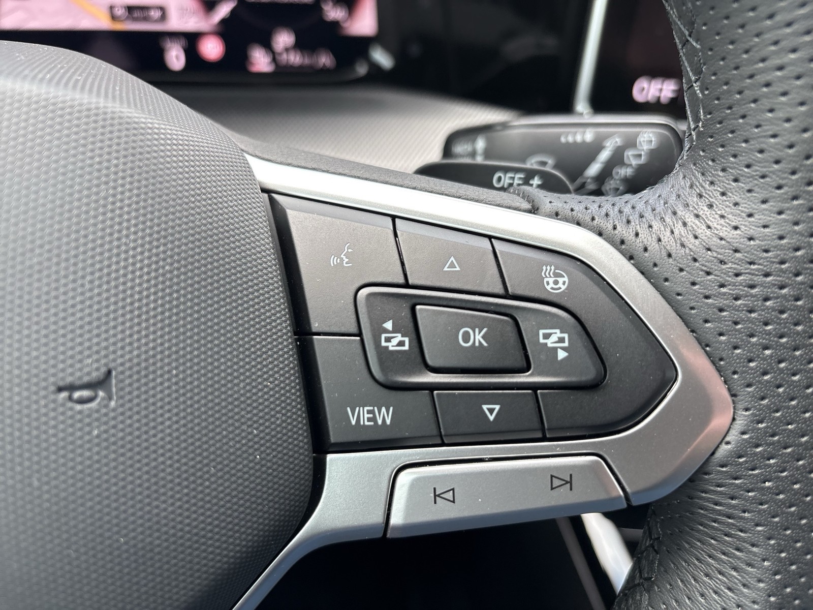 Volkswagen Golf VIII 1.5 HYBRID GTE CAM ACC HEAD-UP NAVI