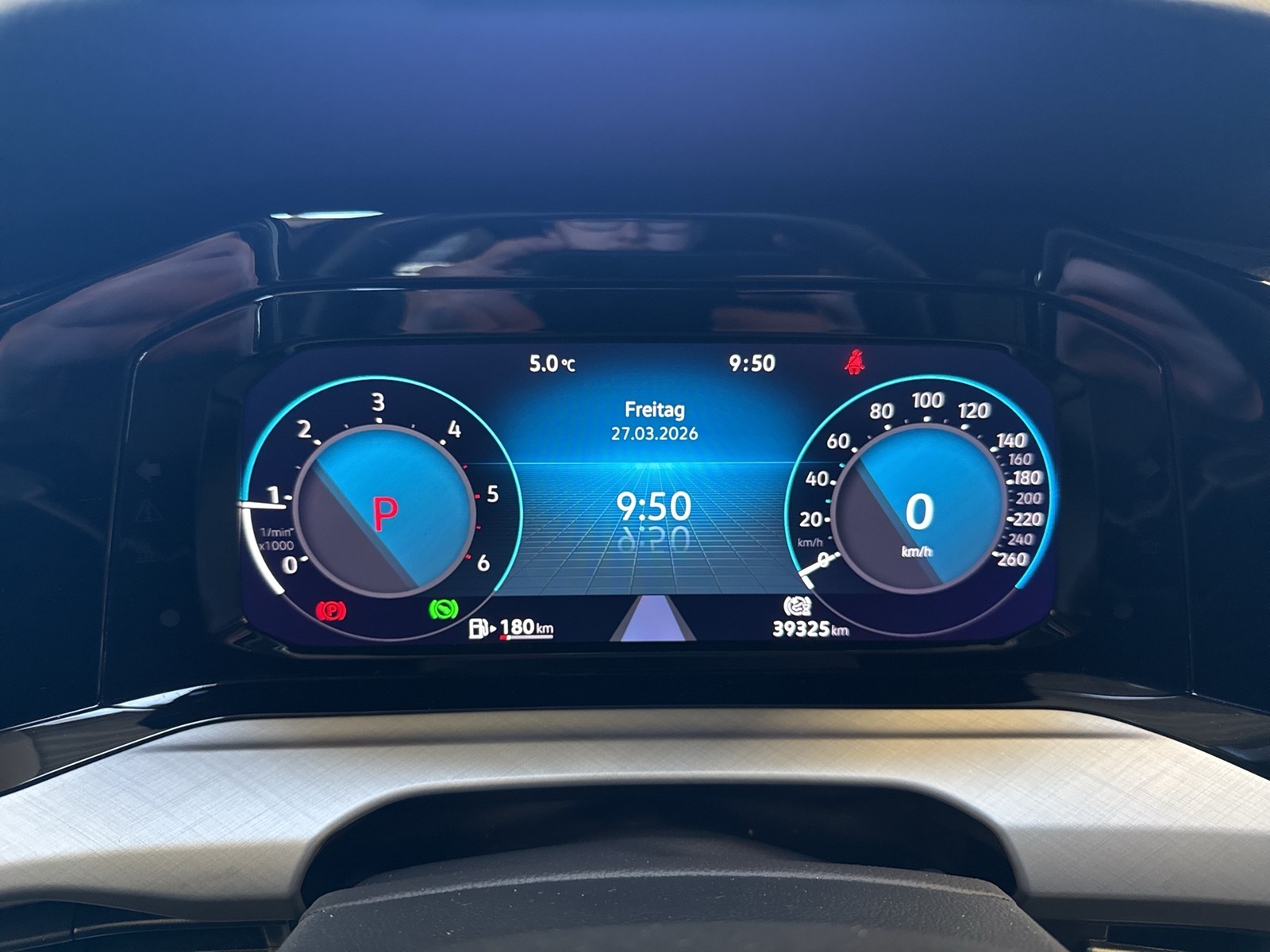 Volkswagen Golf Variant VIII 2.0 LIFE AHK ACC CARPLAY ALU