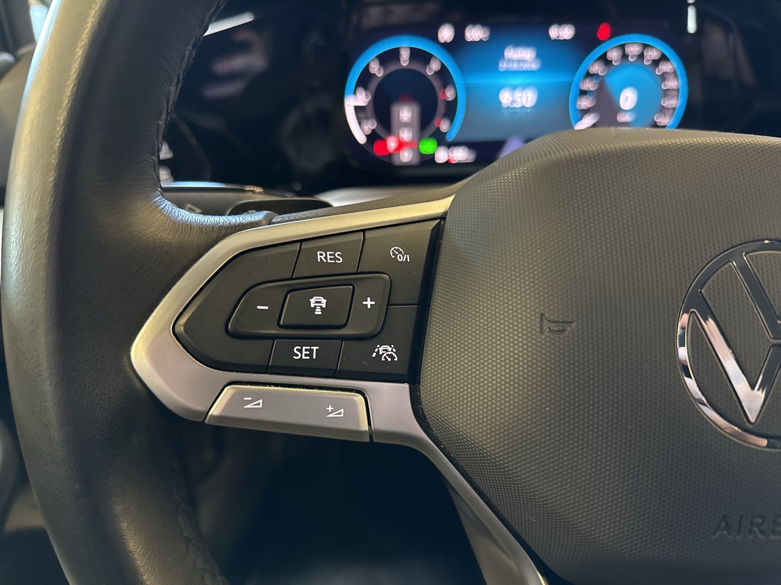 Volkswagen Golf Variant VIII 2.0 LIFE AHK ACC CARPLAY ALU