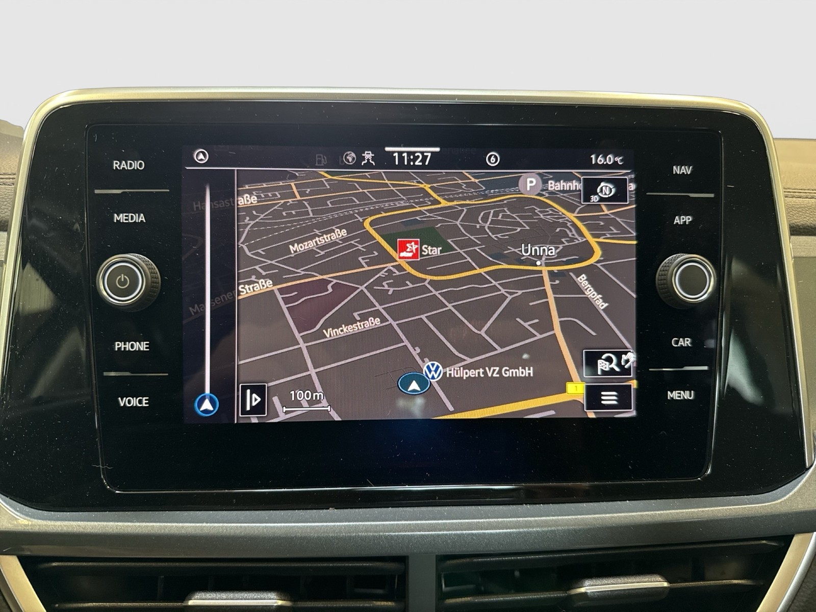Volkswagen T-Roc 1.5 STYLE PANO AHK CAM ACC LM18 NAVI LED+