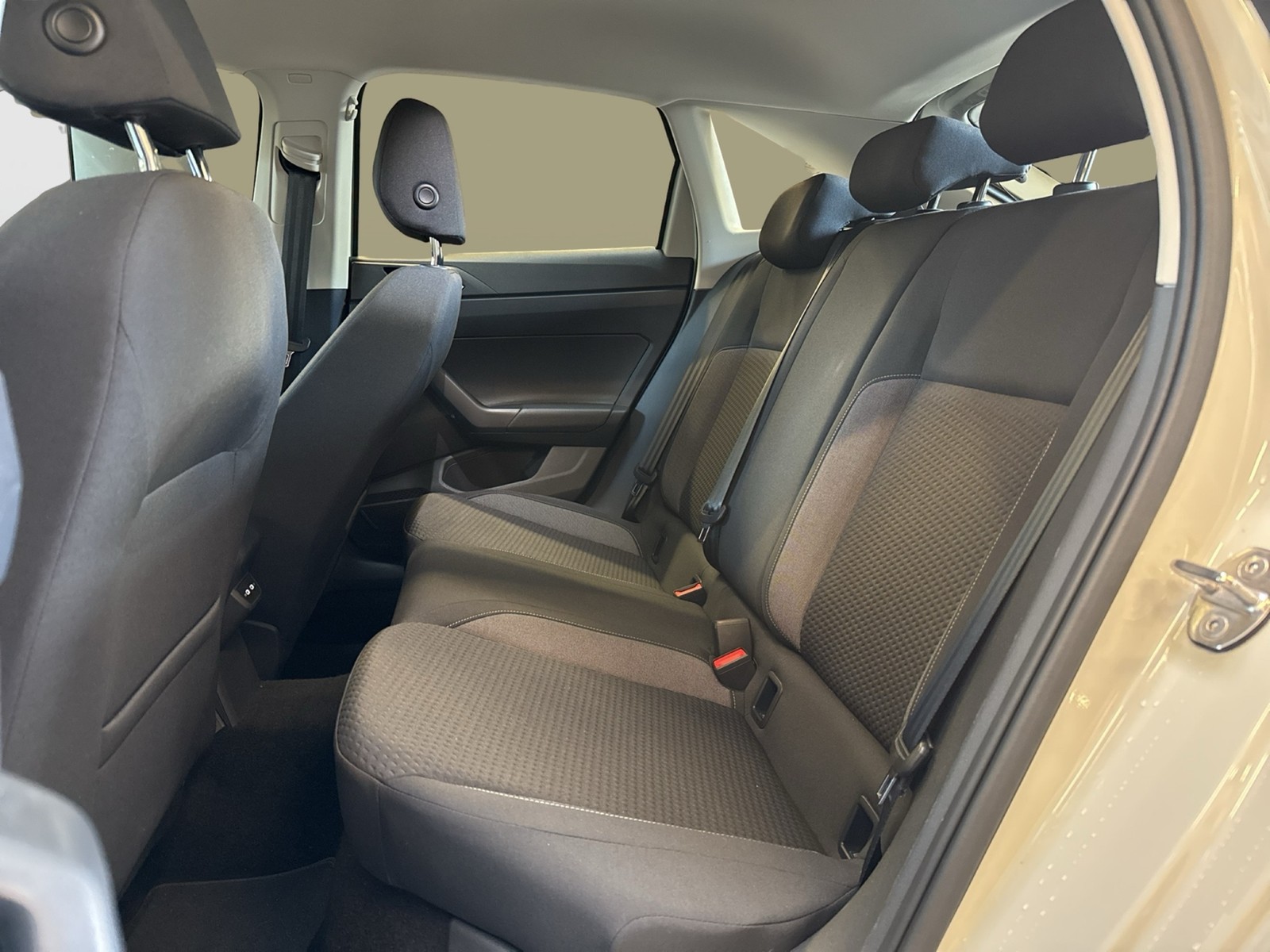 Volkswagen Taigo 1.0 LIFE CARPLAY ALU SITZHEIZUNG LED KLIMA