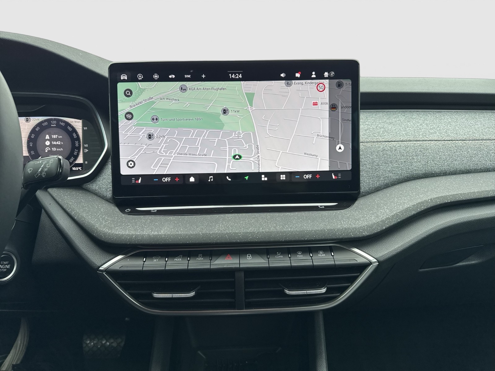 Skoda Octavia Combi 1.5 e-TEC SELECTION CAM HEADUP NAVI