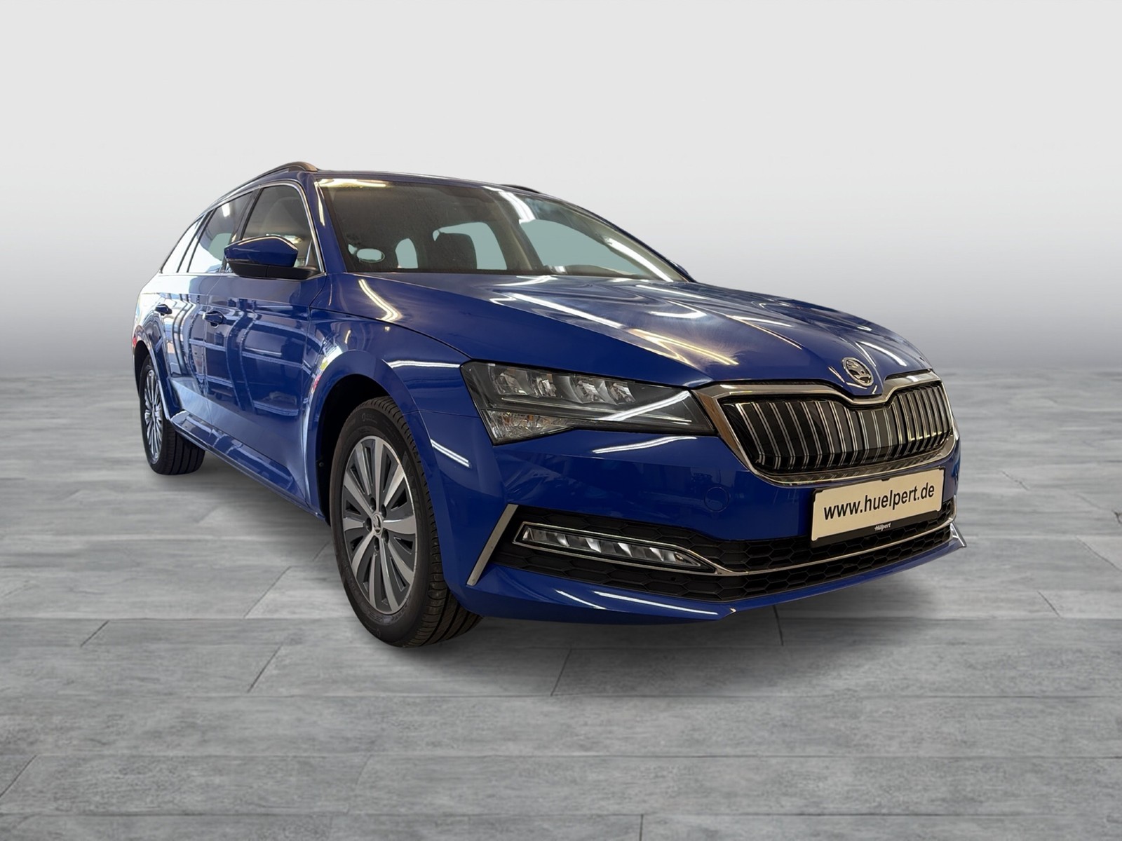Skoda Superb Combi 1.4 iV STANDHEIZ. NAVI LM17 CARPLAY