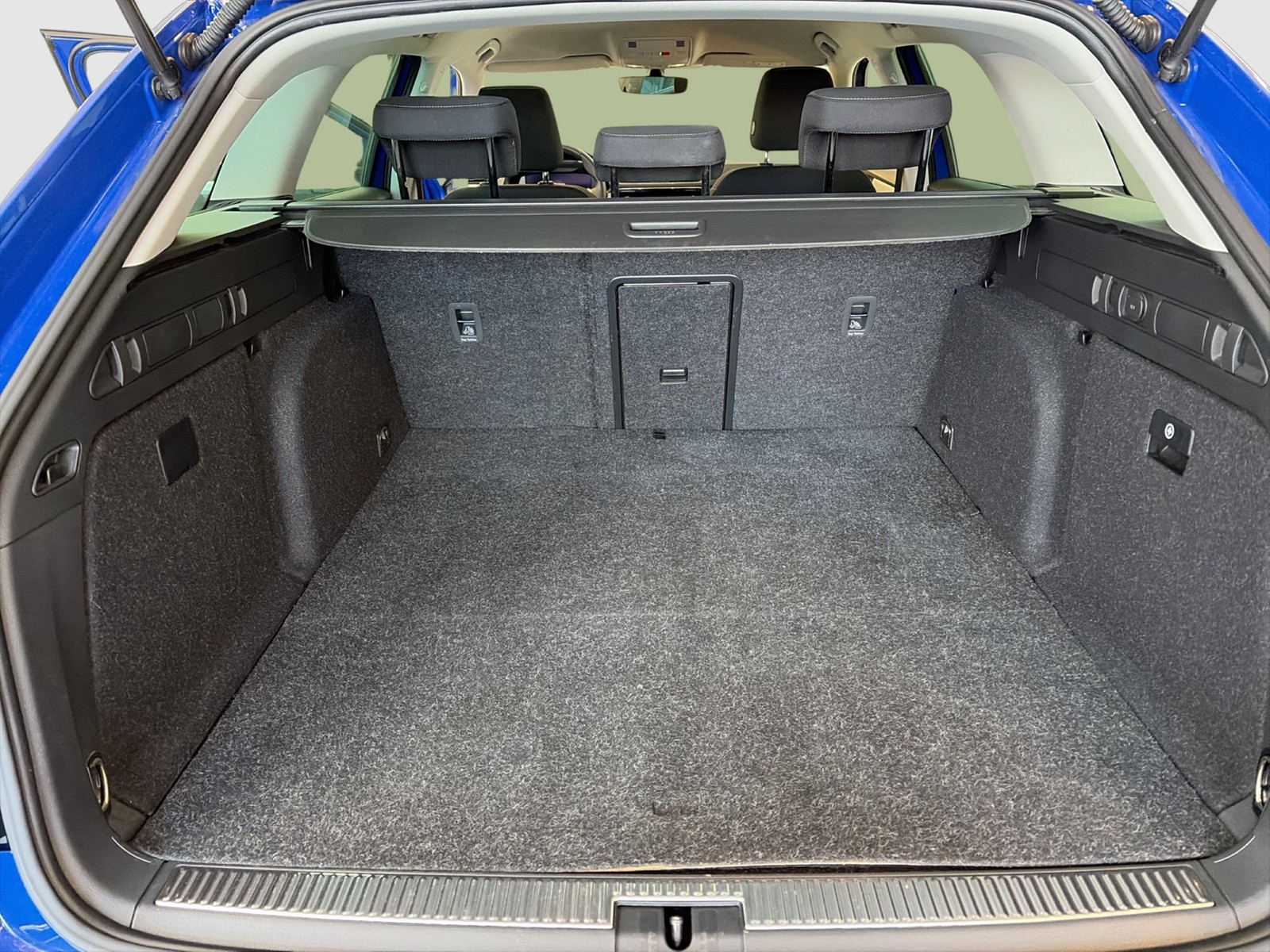 Skoda Superb Combi 1.4 iV STANDHEIZ. NAVI LM17 CARPLAY
