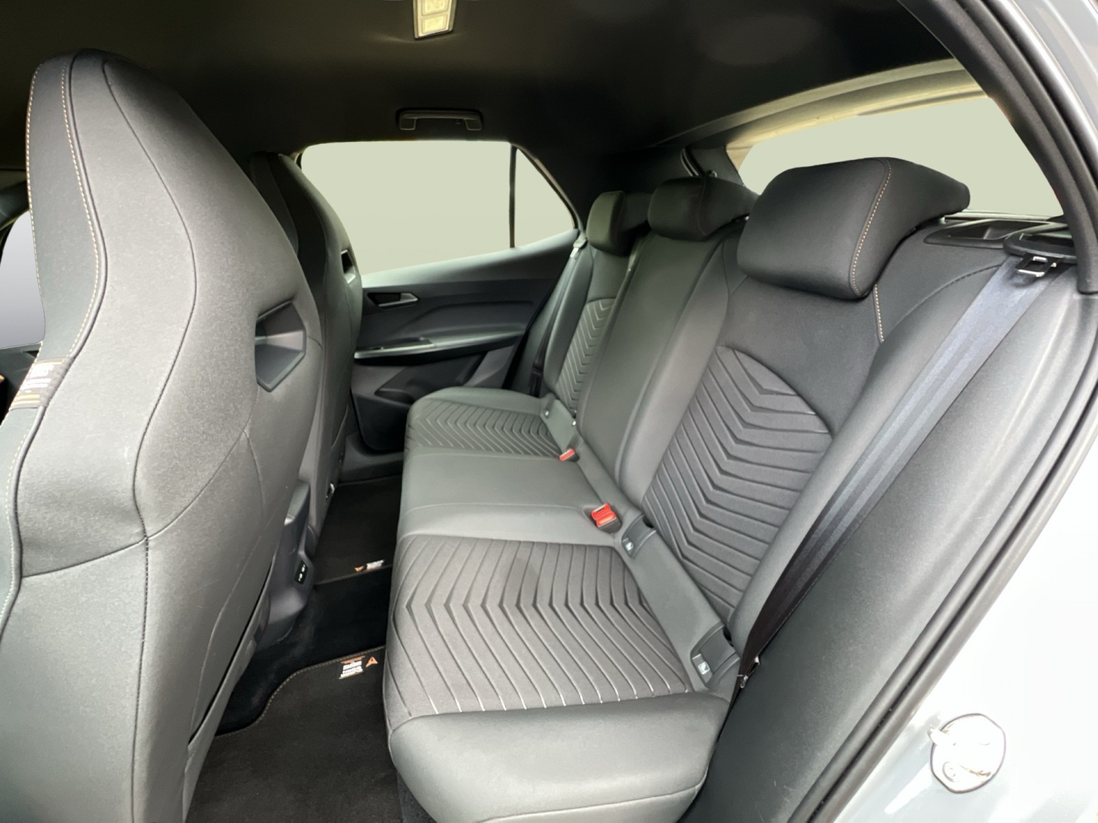 Cupra Born CAM ACC LM18 NAVI LENKRADHEIZUNG SITZHEIZ.