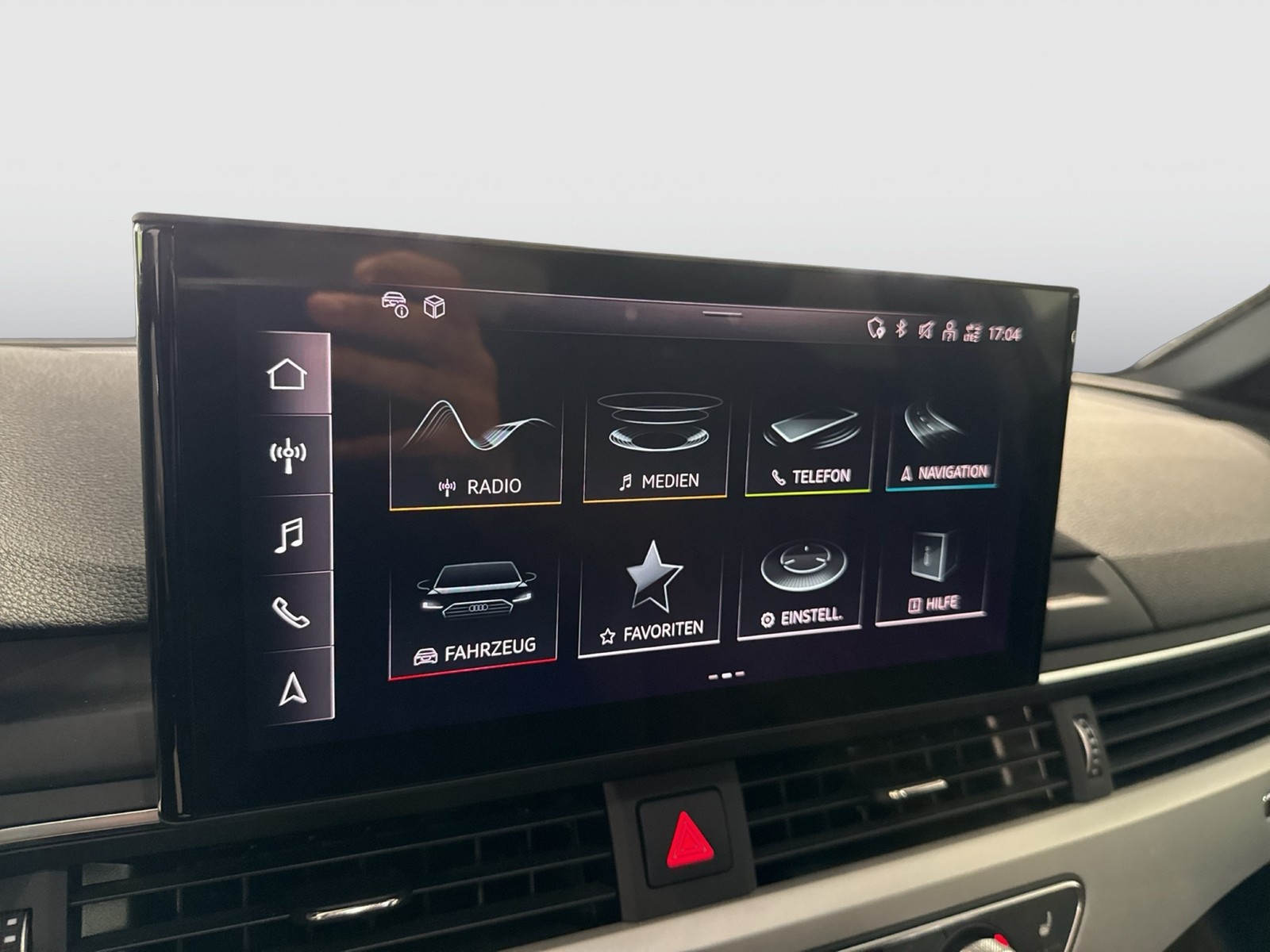 Audi A4 Allroad 50 Qu. PANO STANDHZ. AHK B&O LM19