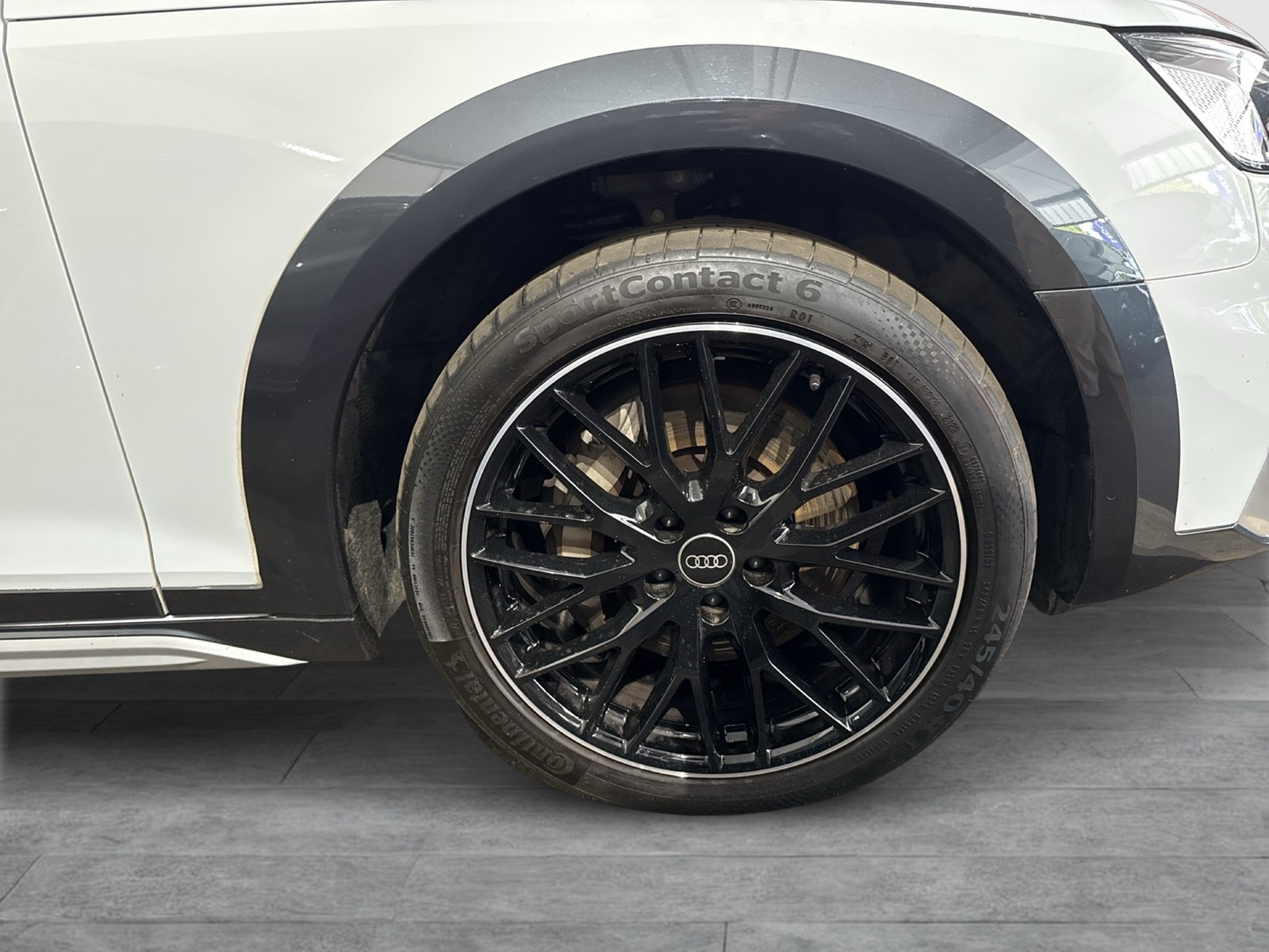 Audi A4 Allroad 50 Qu. PANO STANDHZ. AHK B&O LM19