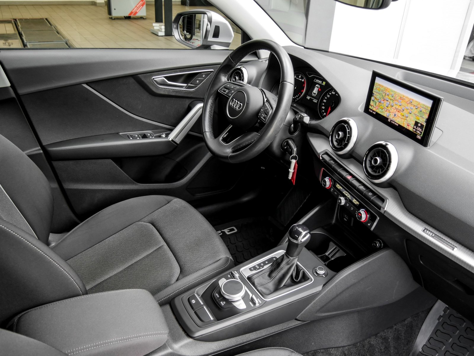 Audi Q2 35 ACC NAVI+ LED SITZHEIZUNG CARPLAY DAB+