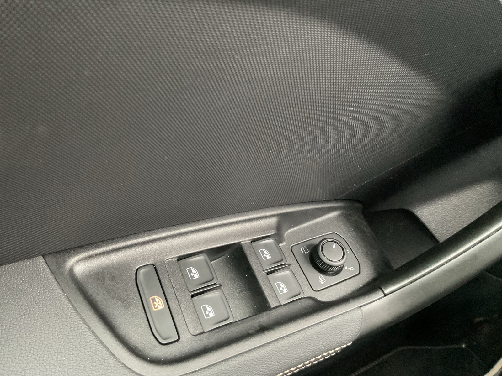 Audi A1 allstreet 35 TEILLEDER ALU17 NAVI SITZHEIZ