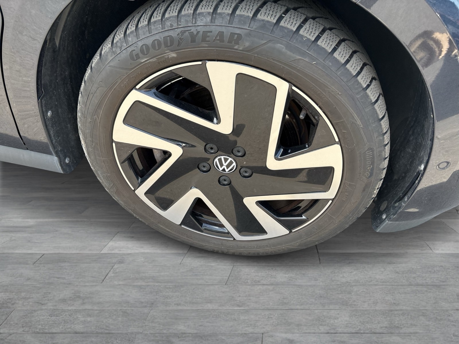 Volkswagen ID.Buzz PRO AHK 360°CAM ALU20 MATRIX eKLAPPE