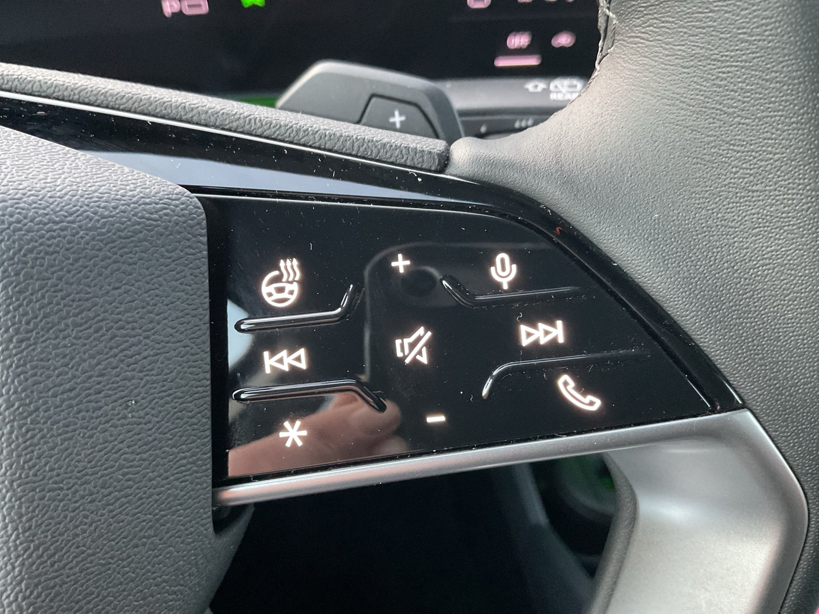 Audi Q6 e-tron performance S LINE B&O 360CAM ACC LM20