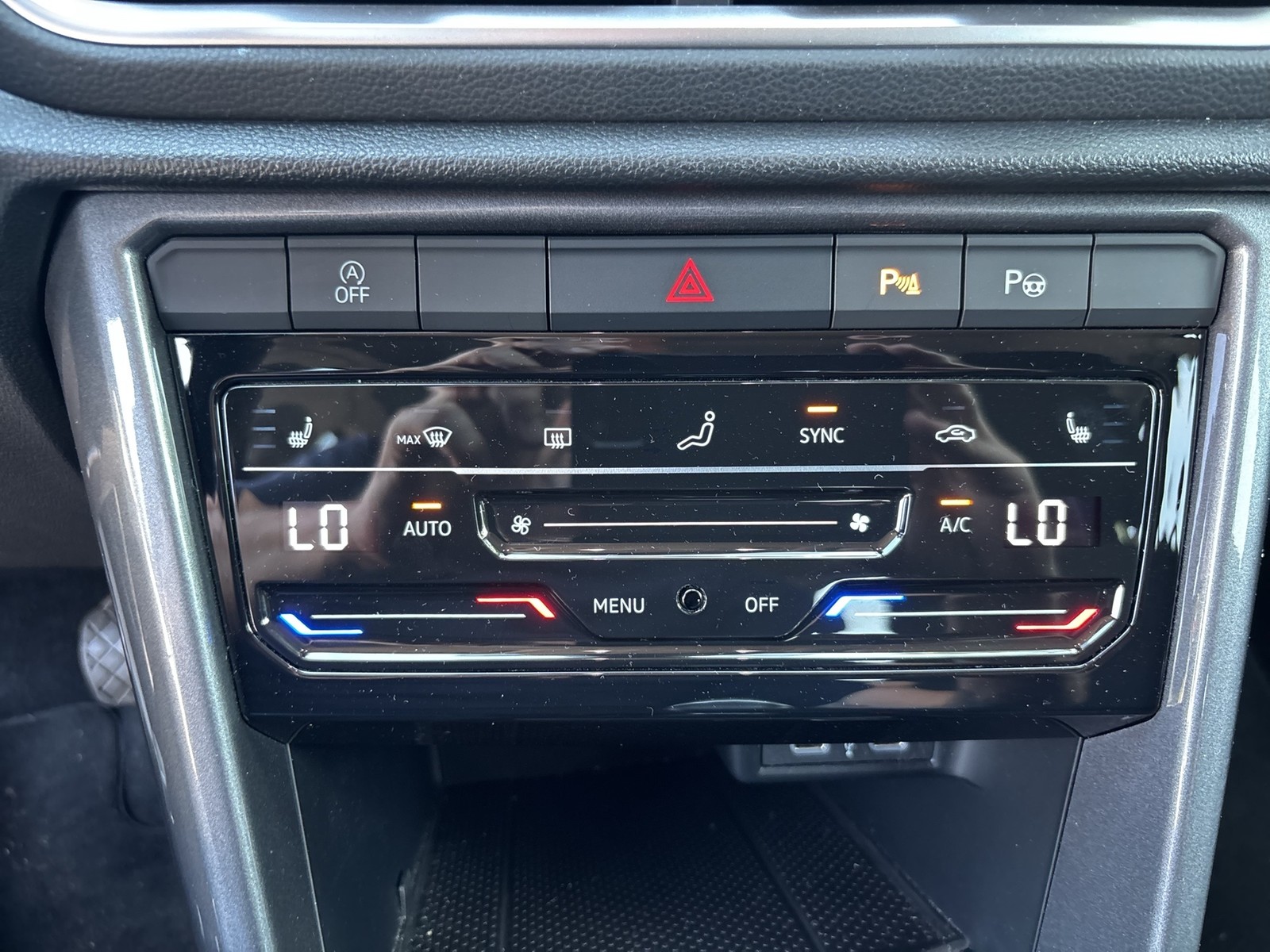 Volkswagen T-Roc 1.0 STYLE AHK ACC ALU CARPLAY LED+ SITZHEIZ
