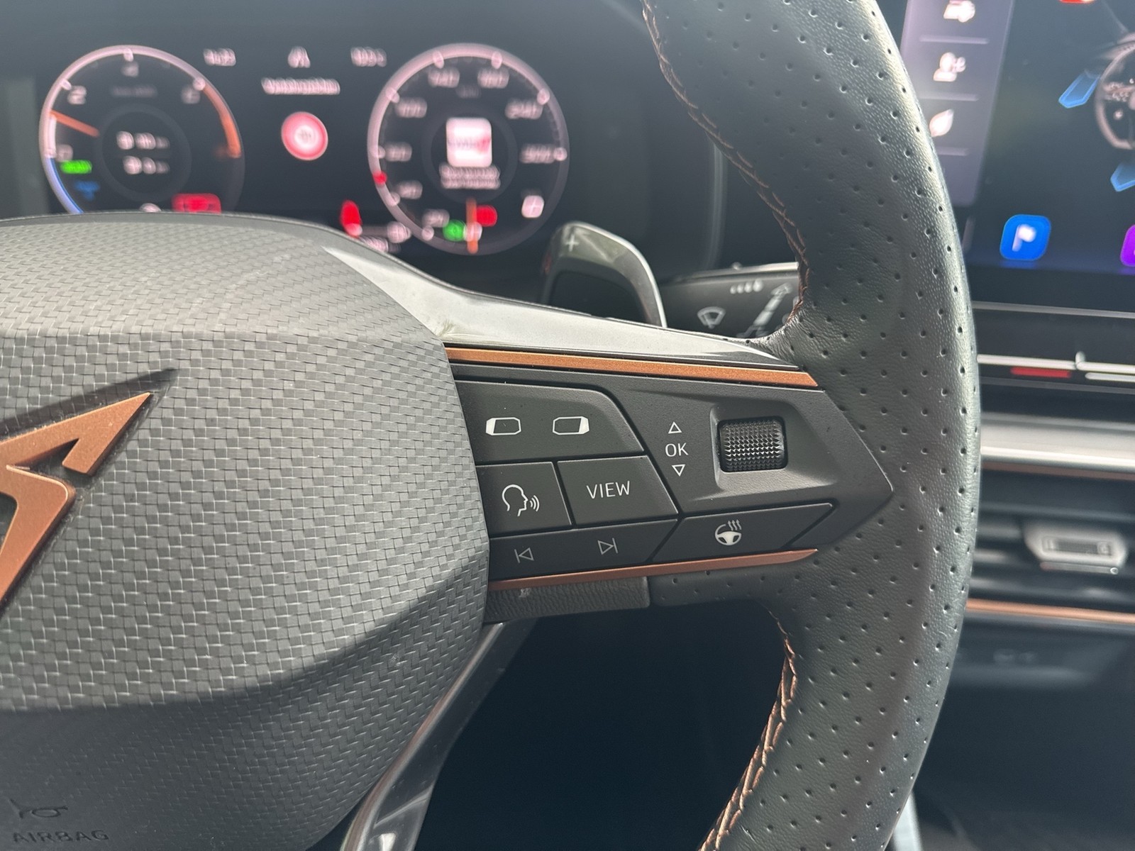 Cupra Formentor 1.4 HYBRID ACC ALU18" NAVI SITZHEIZUNG
