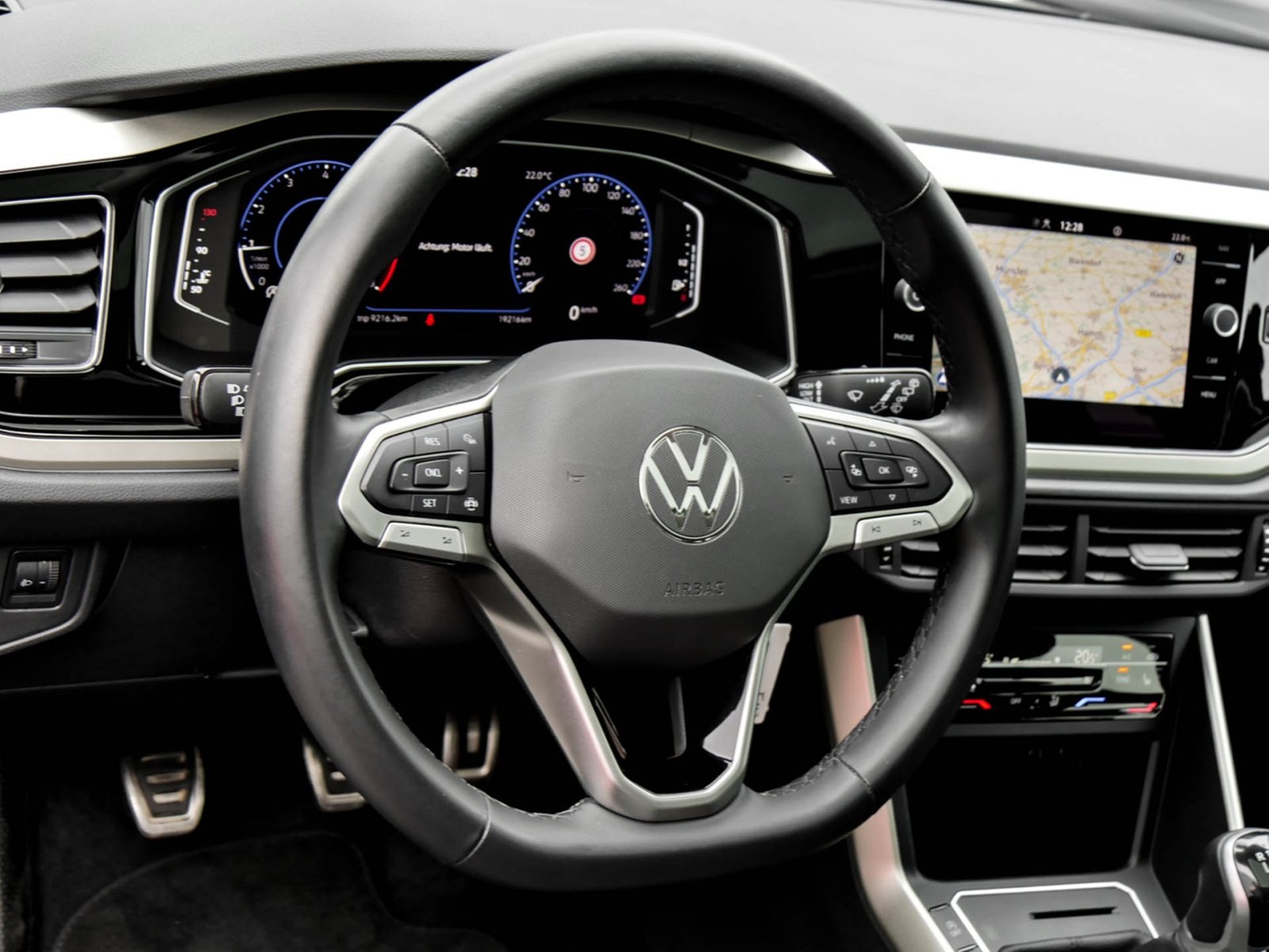 Volkswagen Taigo 1.0 MOVE PANO CAM NAVI ALU SITZHEIZUNG LED