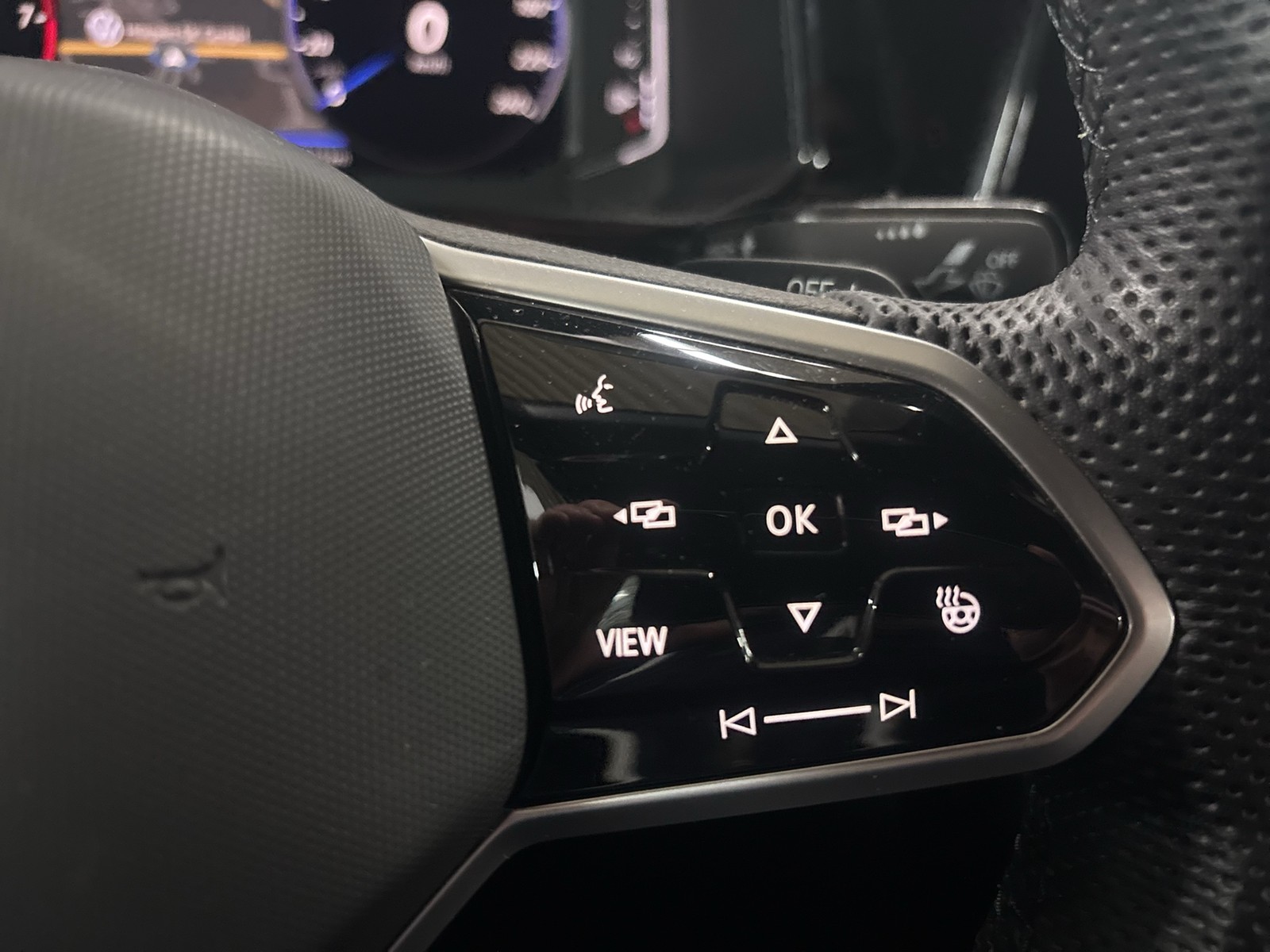 Volkswagen T-Roc Cabrio 1.5 R-LINE BLACK STYLE KAMERA NAVI LEDER