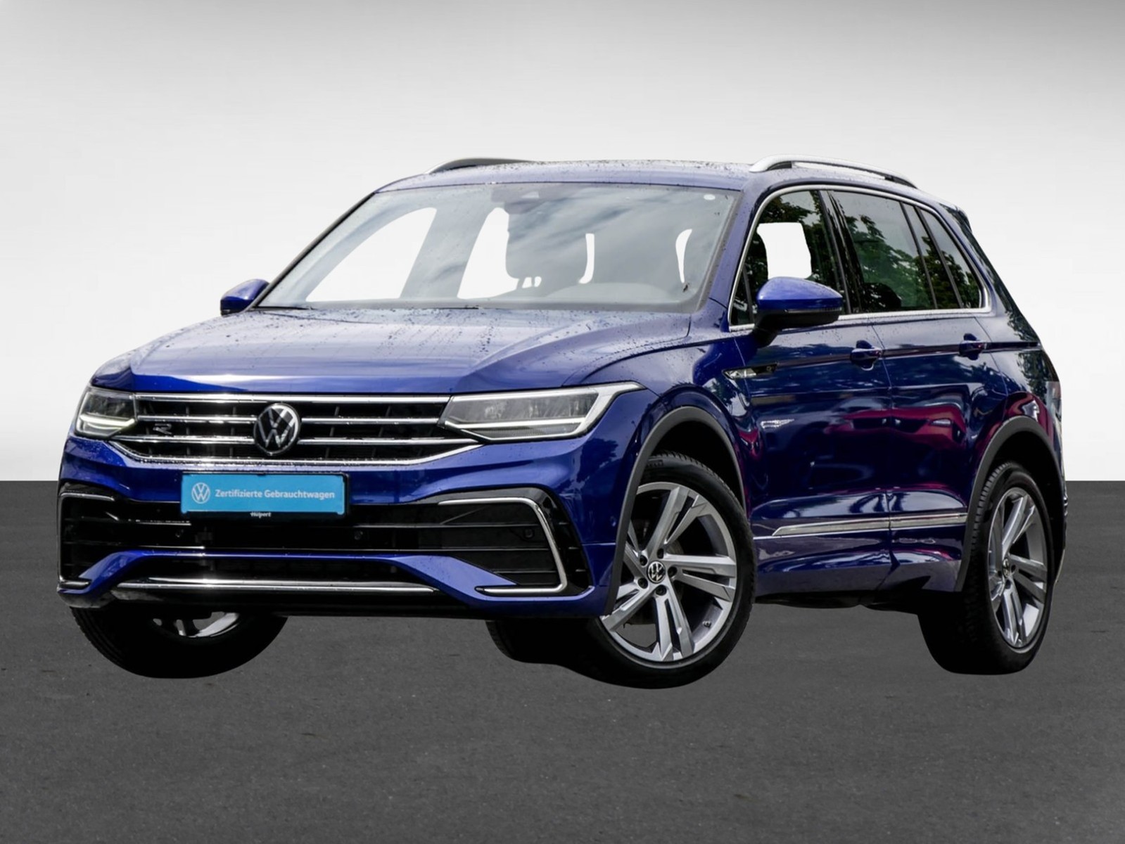 Volkswagen Tiguan 1.5 R-LINE PANO AHK CAM ACC LM19 NAVI