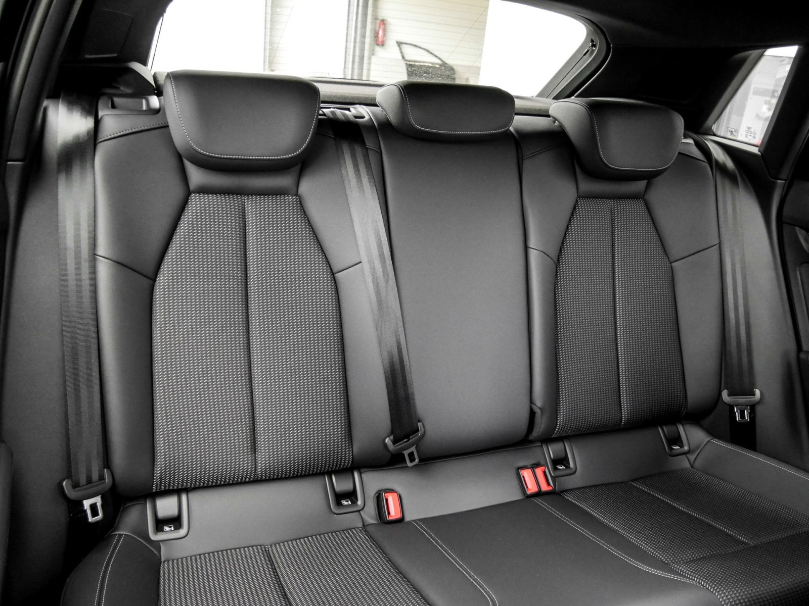 Audi A3 Sportback 35 TFSI S tronic S Line AHK+Komfortpaket+LED+Assistenzpaket+