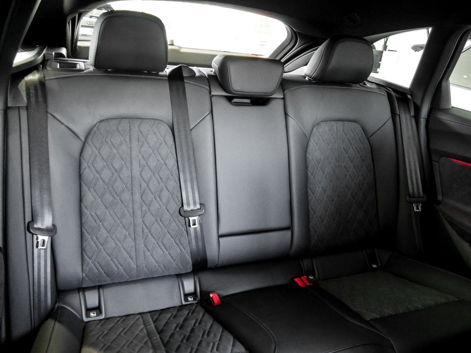 Audi A5 Avant TDI quattro S tronic Techplus+B&O+Sportsitze+Memory+