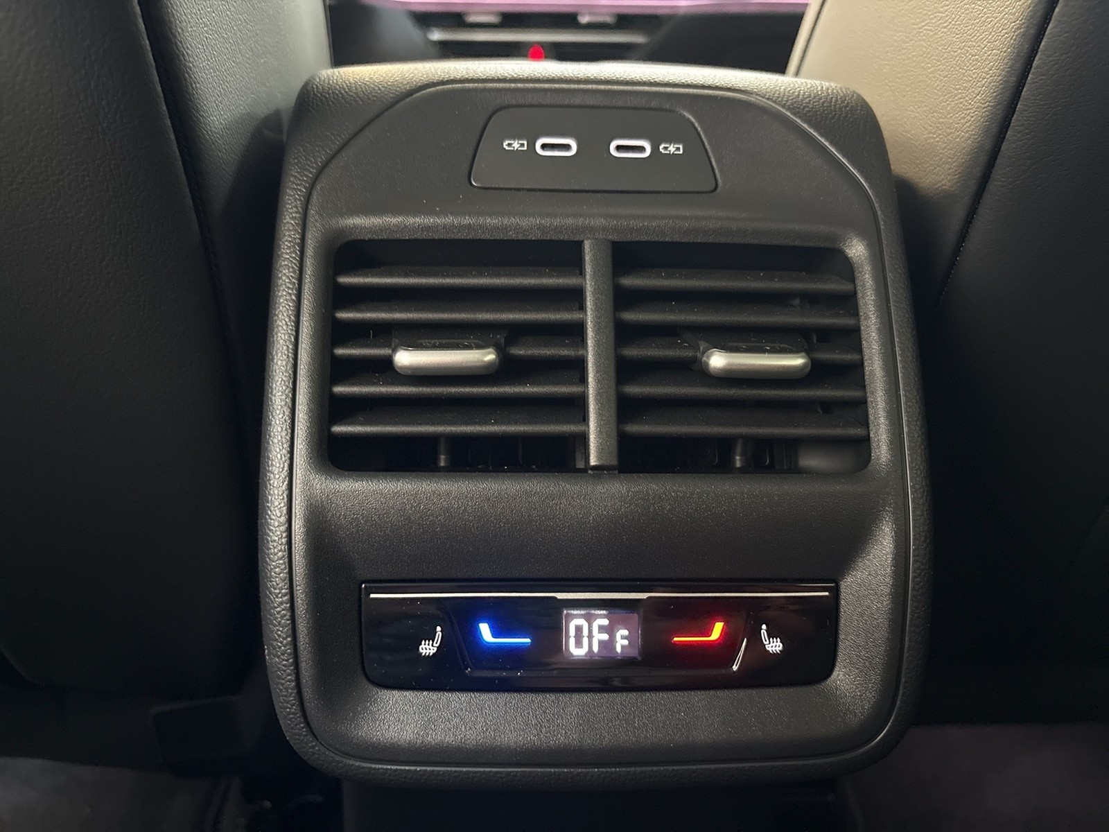 Volkswagen Passat Variant 1.5 HYBRID ELEGANCE 360CAM HEADUP
