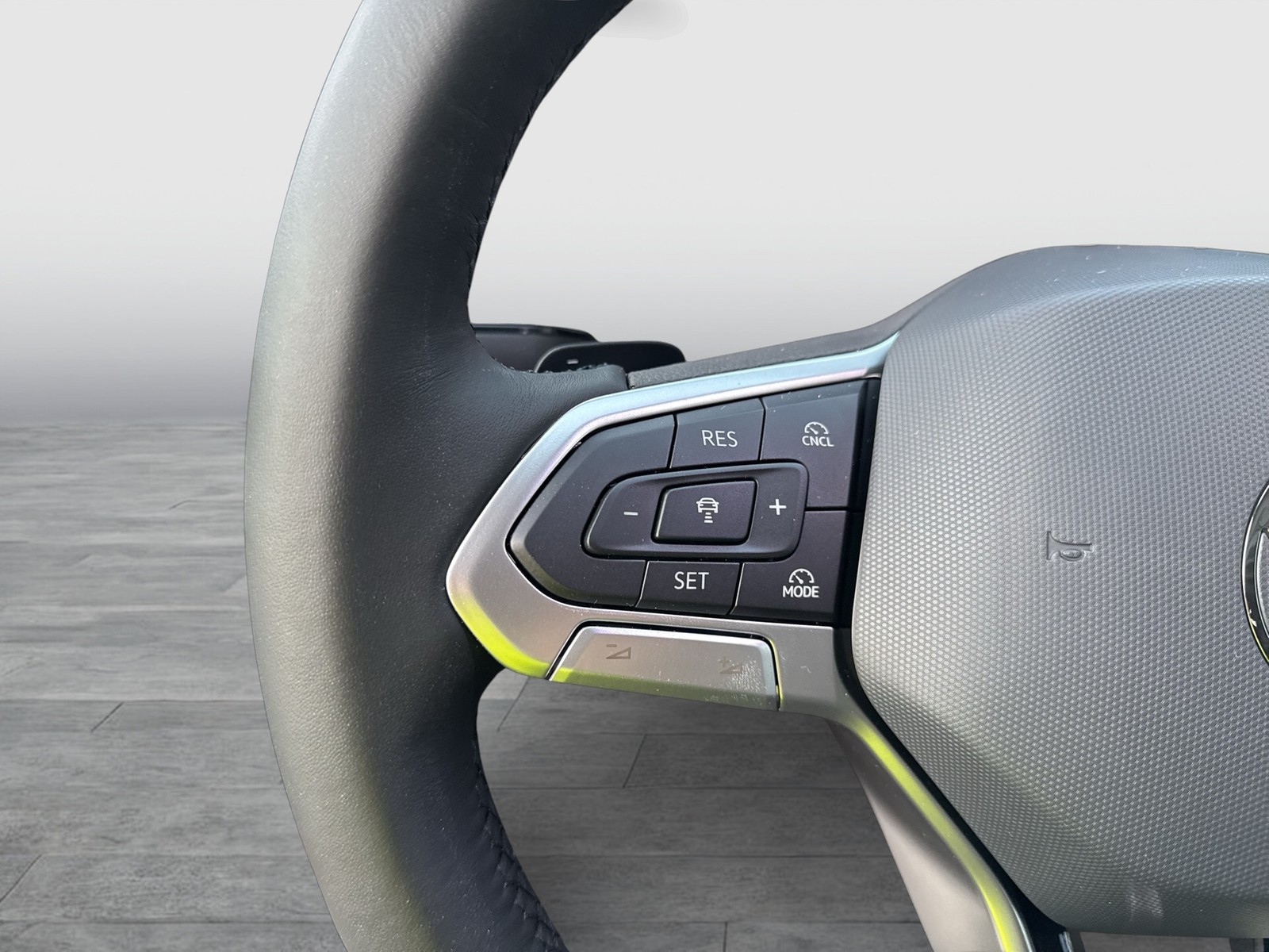 Volkswagen Golf 1.5 STYLE DSG PANO MATRIXLED KEYLESS LM18