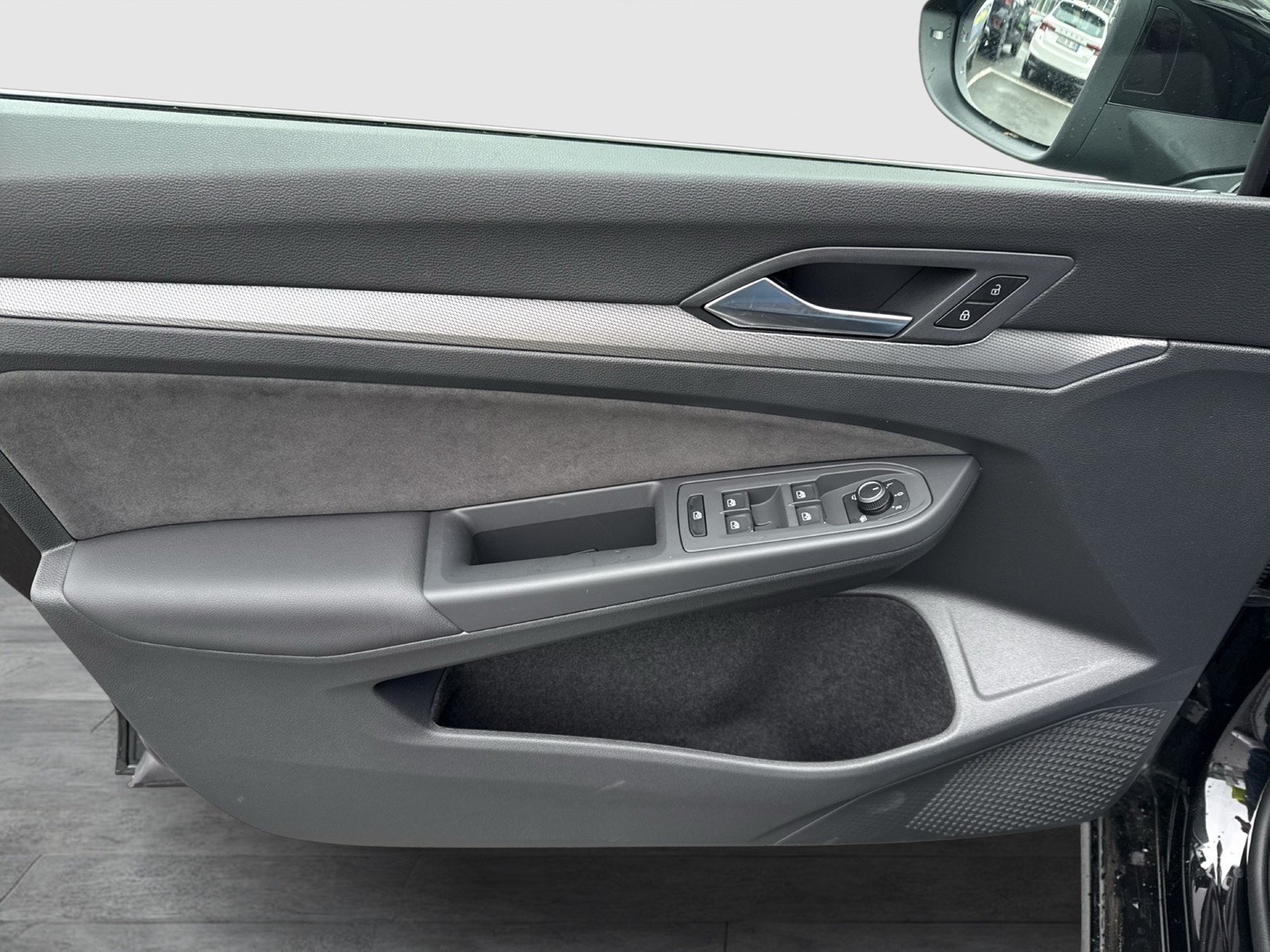 Volkswagen Golf 1.5 STYLE DSG PANO MATRIXLED KEYLESS LM18